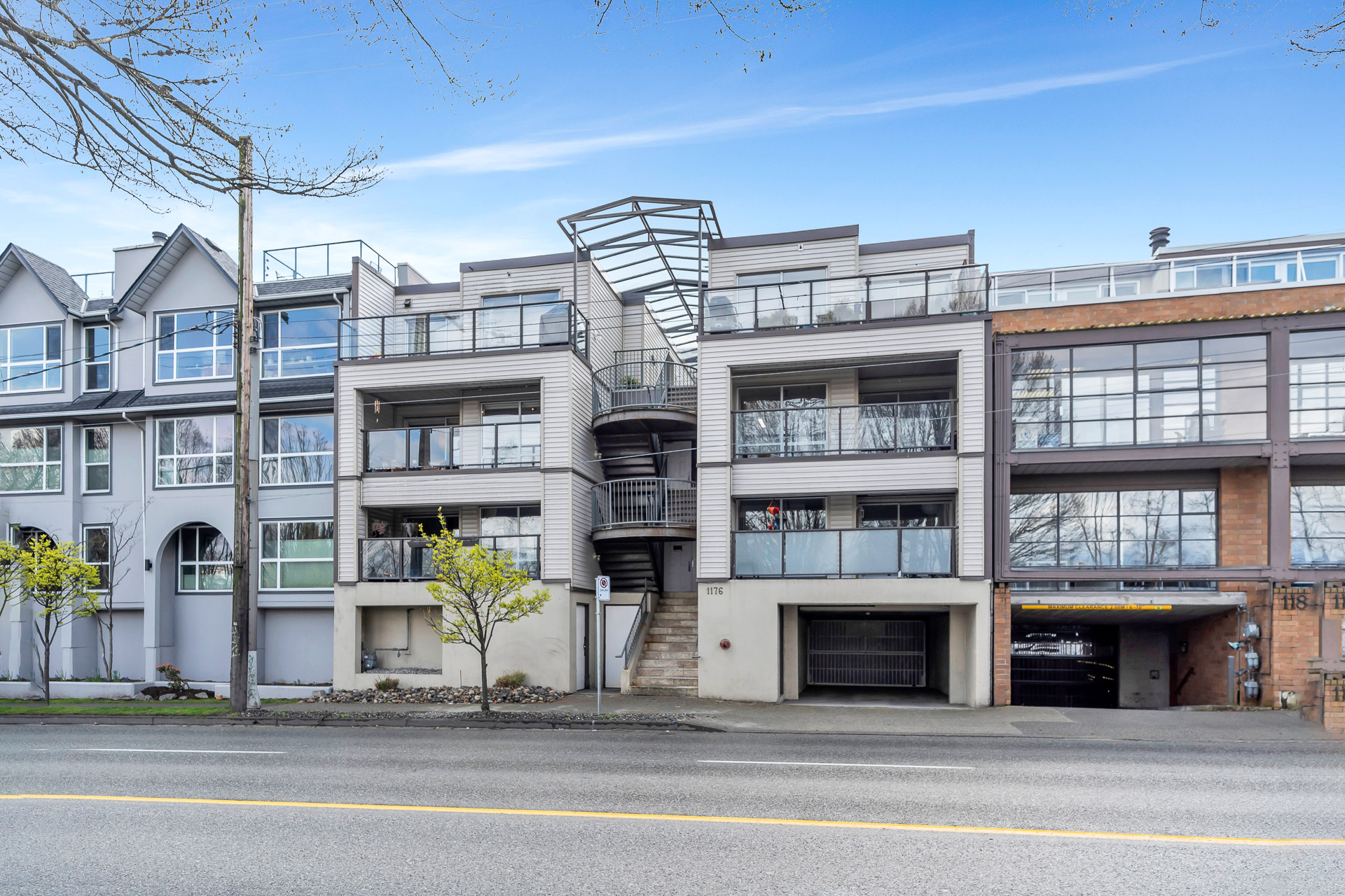 201 - 1176 West 6 Avenue, Vancouver