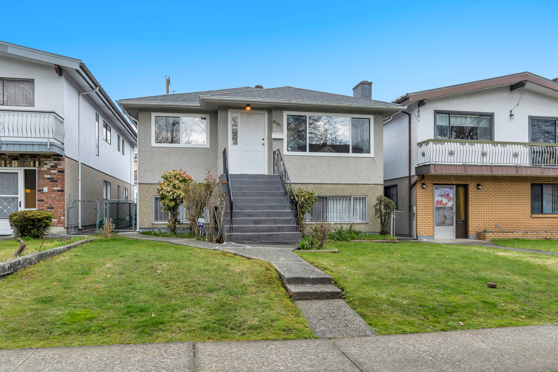 2481 East 8 Avenue, Vancouver
