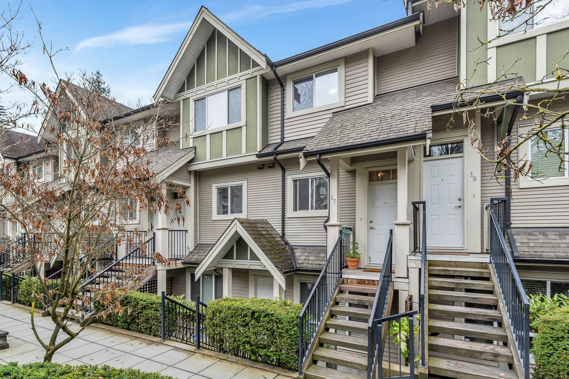 17 - 6888 Rumble Street, Burnaby