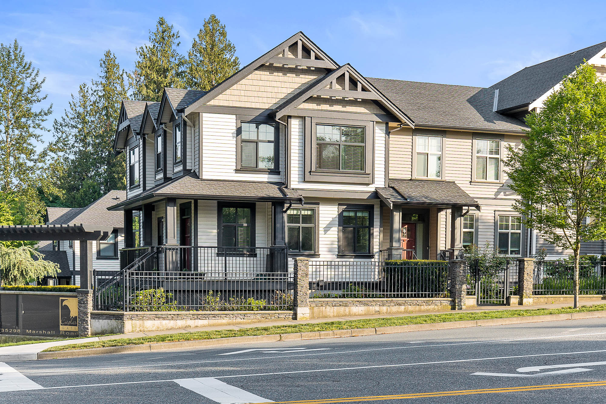 10 - 35298 Marshall Road, Abbotsford | MLS# R2795291 | Cotala Cross Media