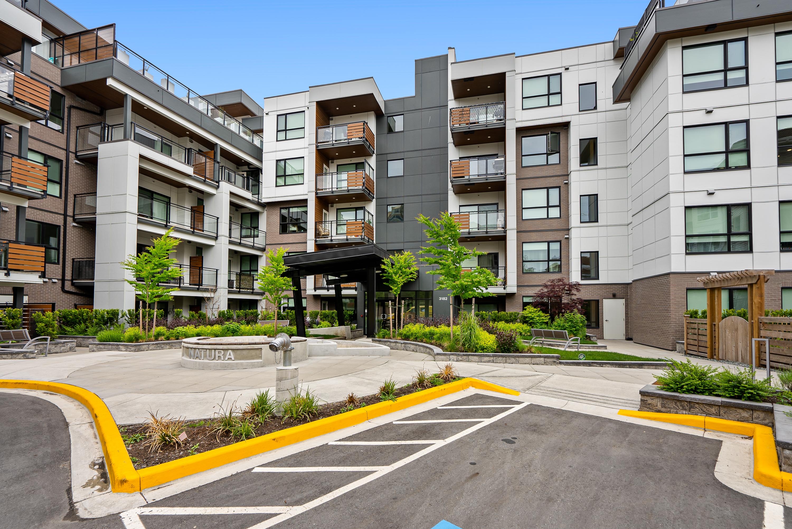 203 - 3182 Gladwin Road, Abbotsford