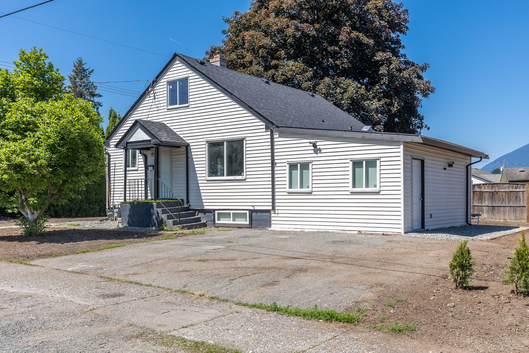 45595 Wellington Avenue, Chilliwack