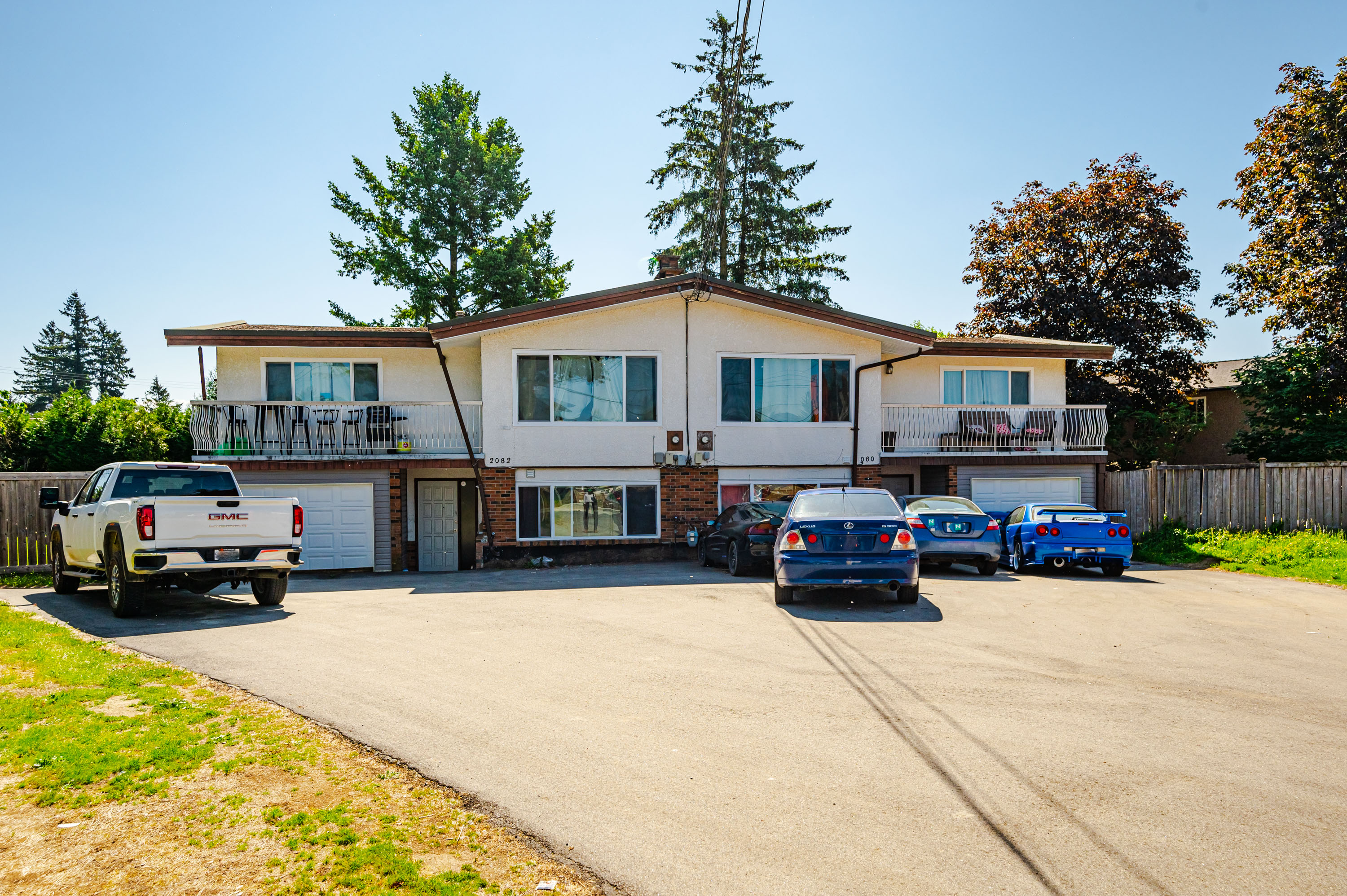 2080 - 2082 Sherwood Crescent, Abbotsford