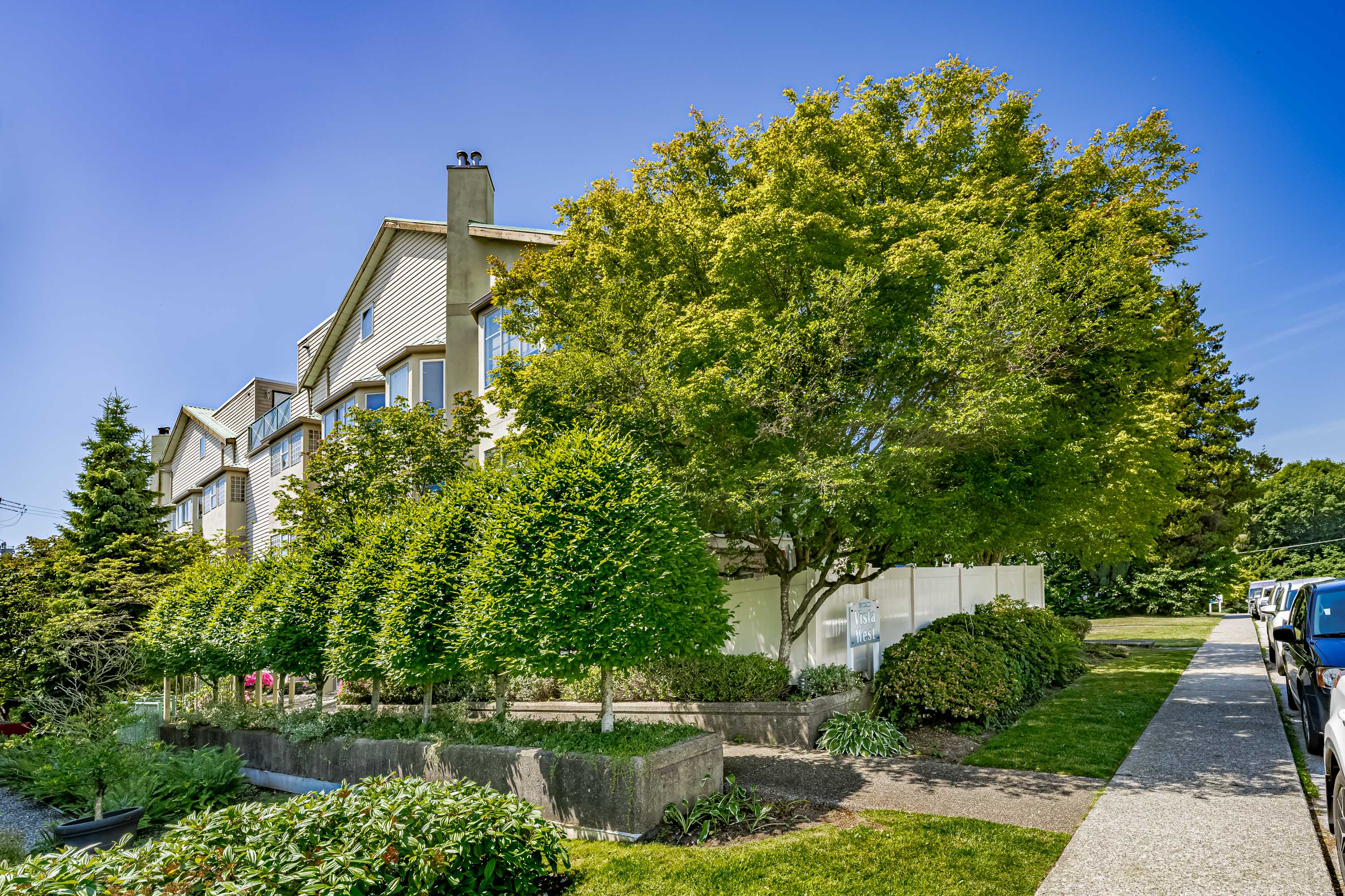 104 - 131 West 20 Street, North Vancouver