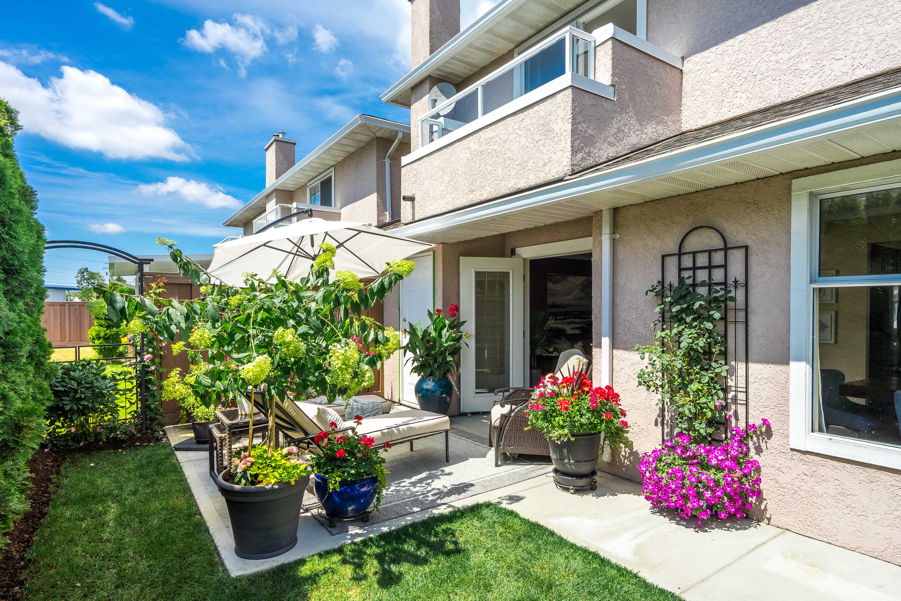 124 - 15501 89A Avenue, Surrey