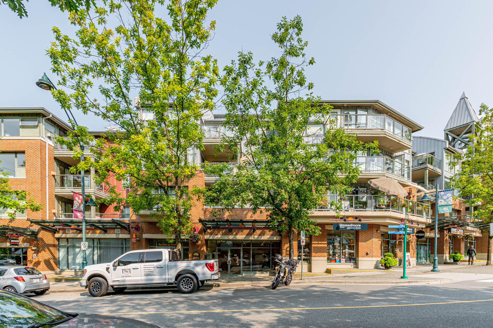 407 - 225 Newport Drive, Port Moody