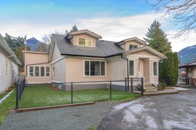 Virtual tour for Clayton Newberry