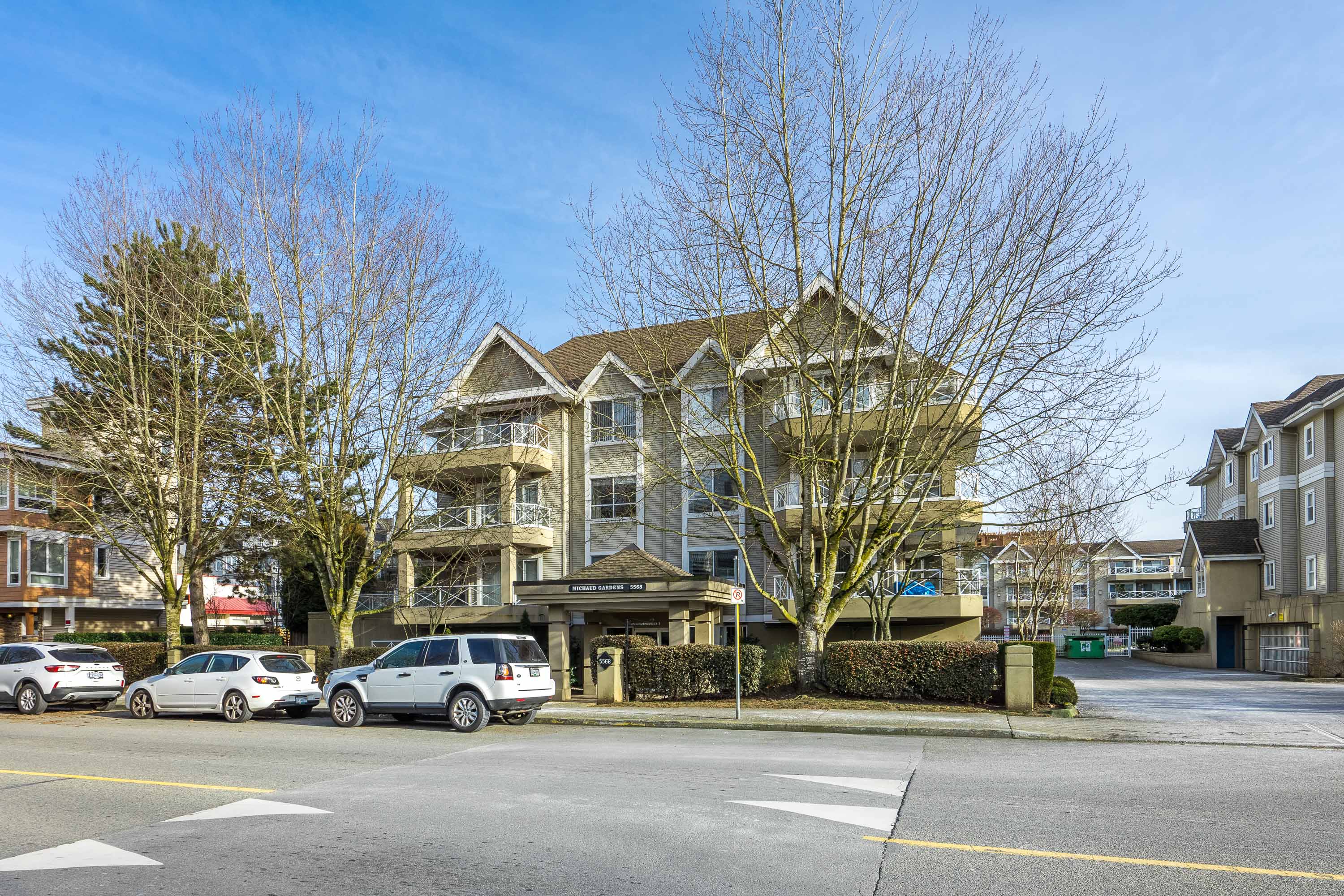 212 - 5568 201A Street, Langley