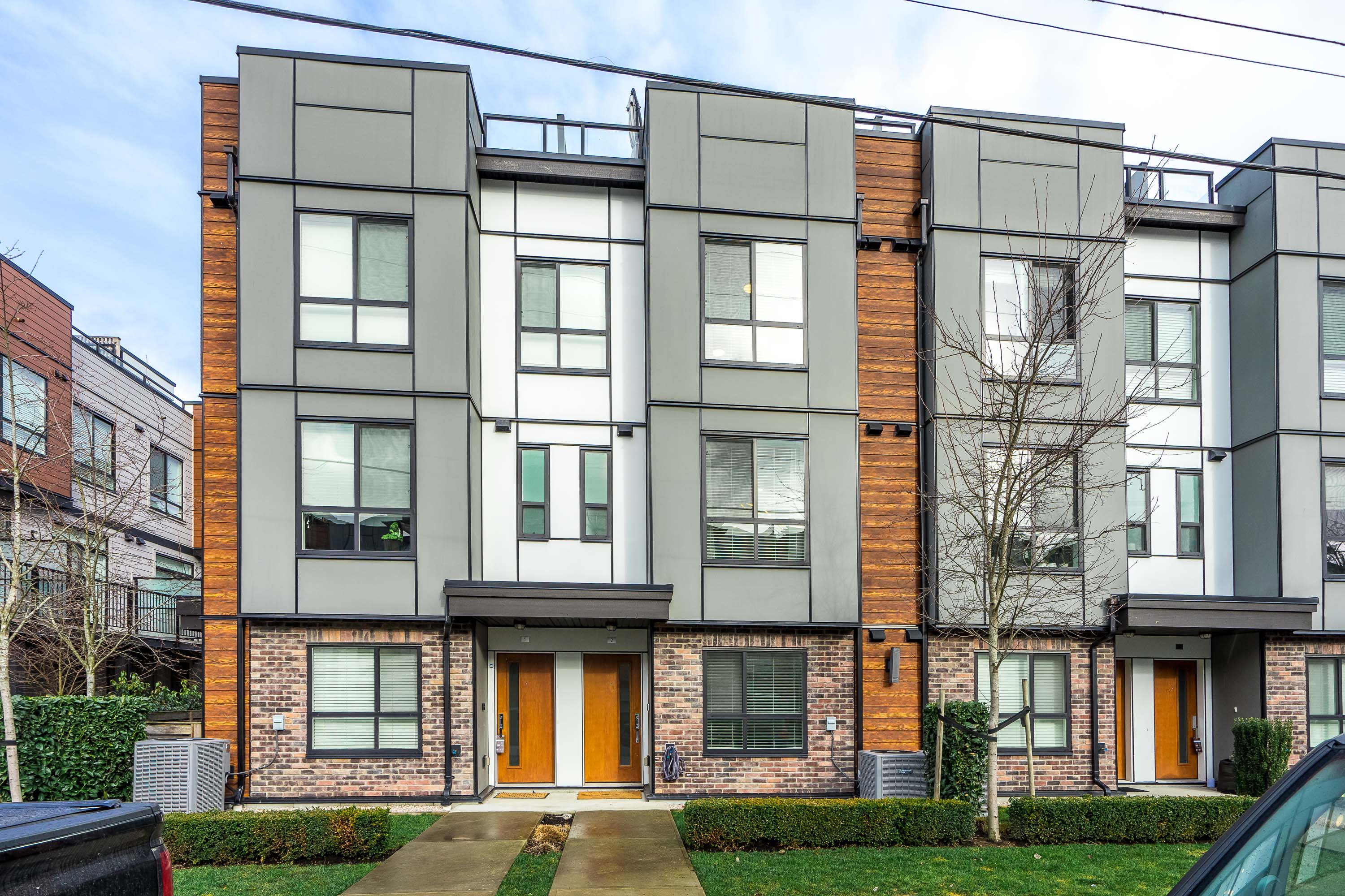 2 - 19789 55 Avenue, Langley