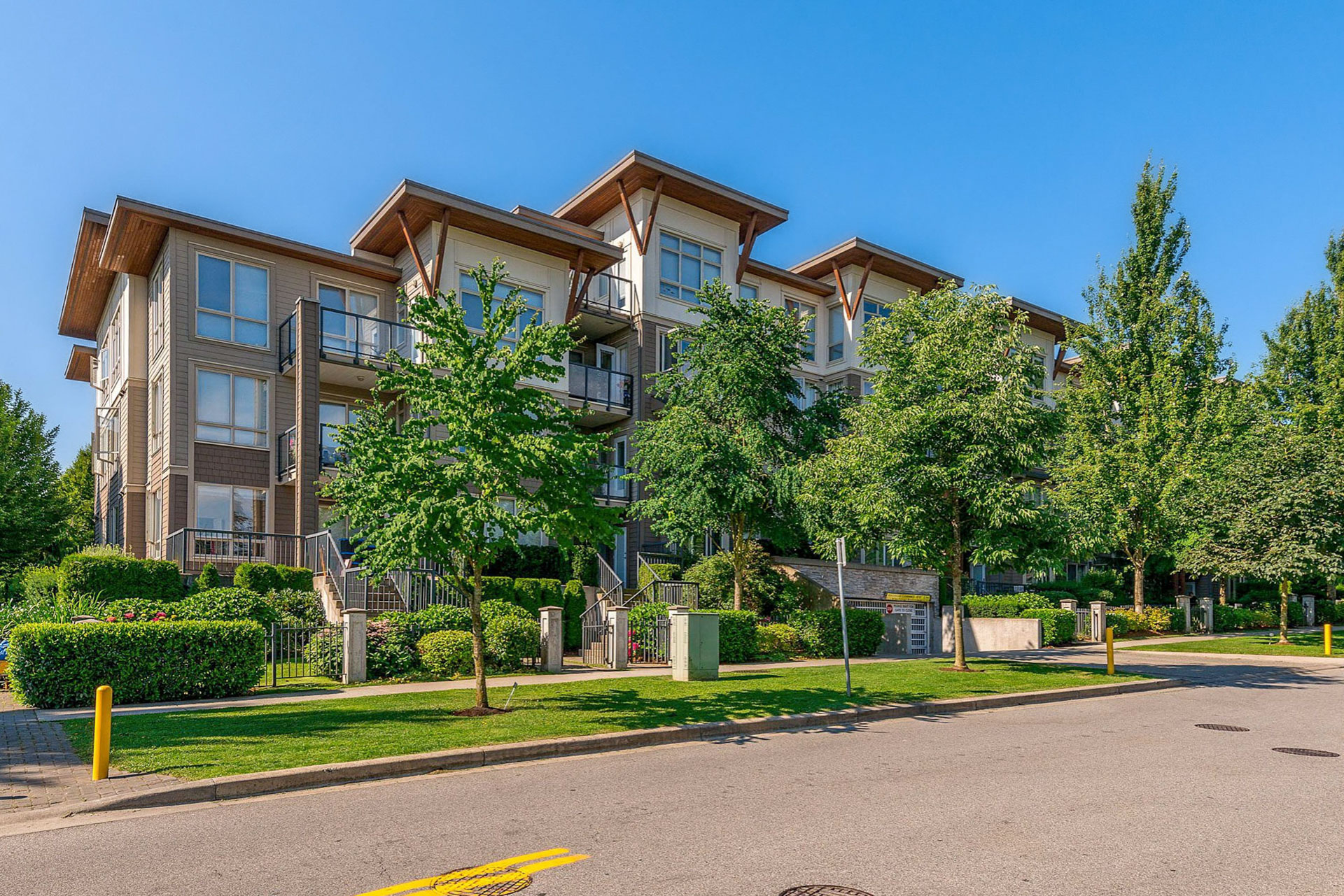 322 - 15918 26 Avenue, South Surrey