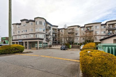 Virtual tour for Robles Real Estate Group