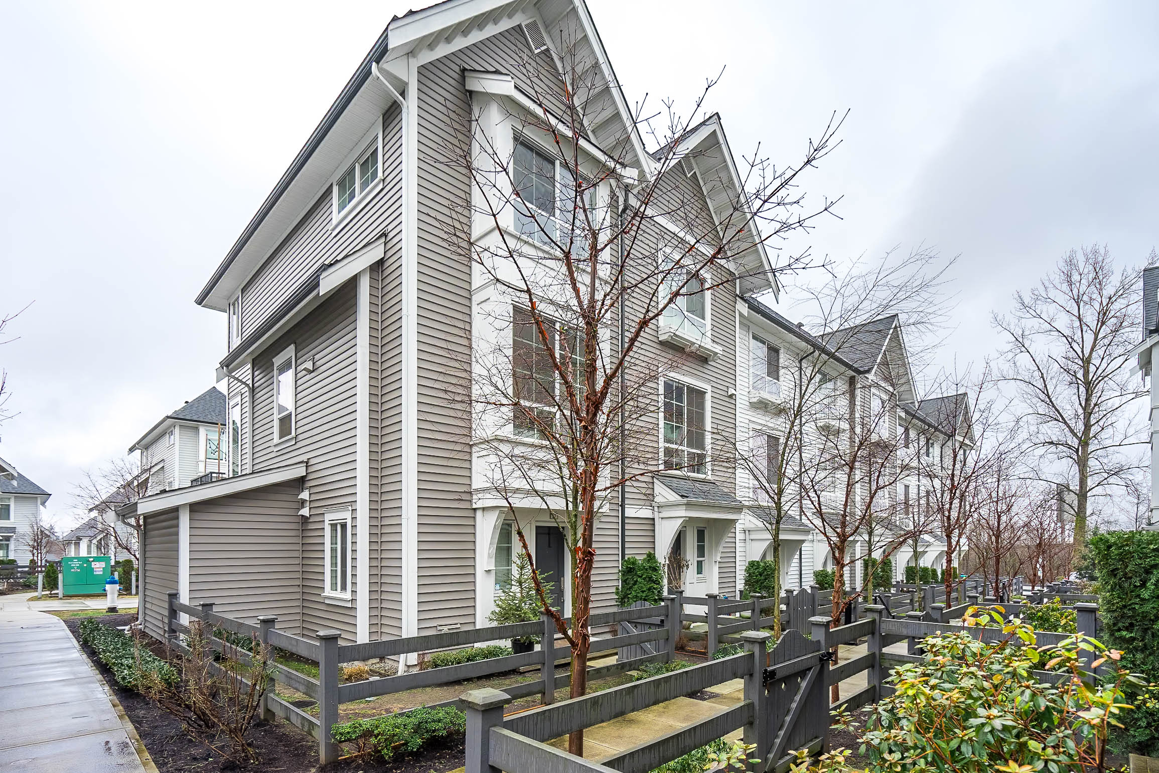 27 - 2838 Livingstone Avenue, Abbotsford
