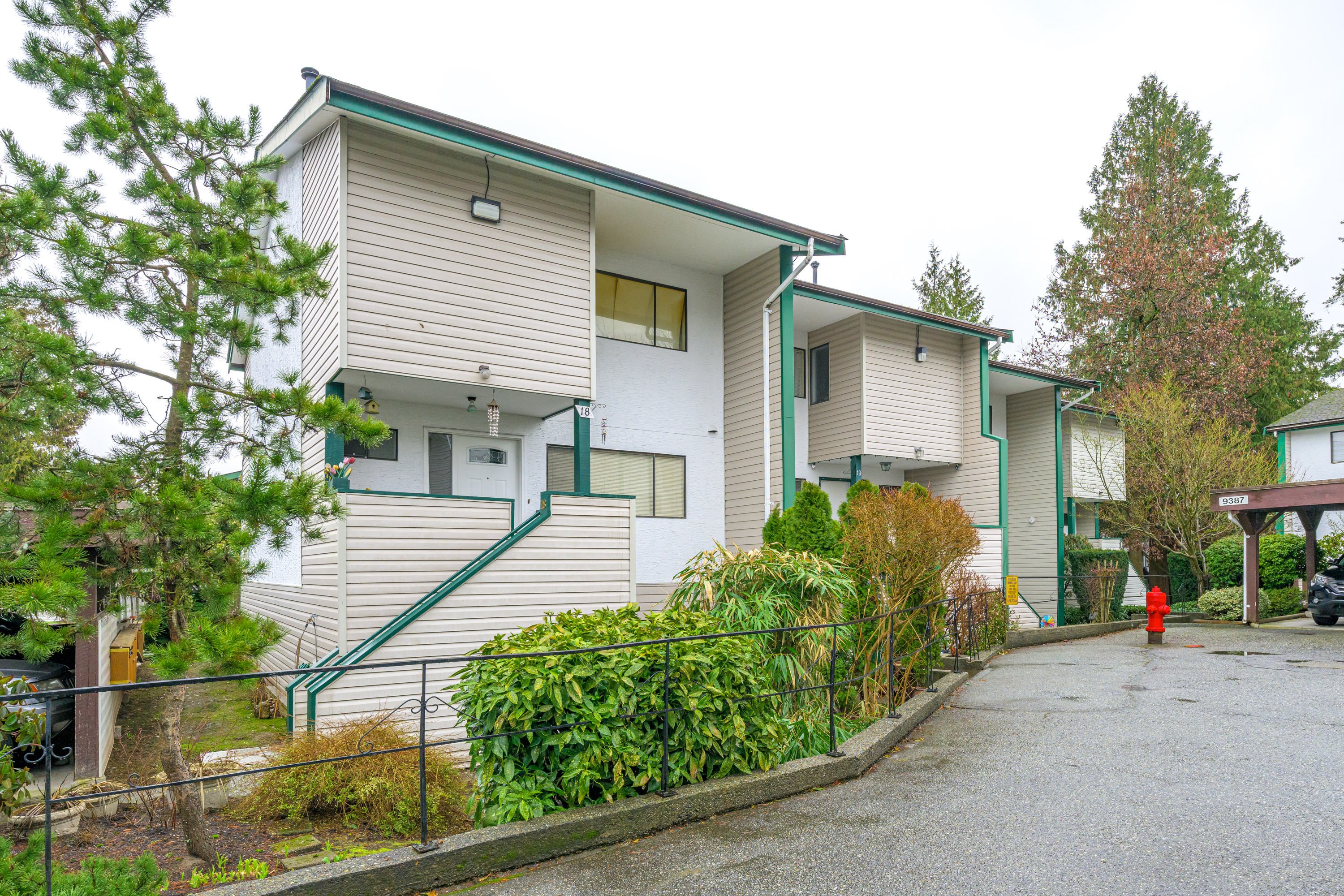 21 - 9387 121 Street, Surrey