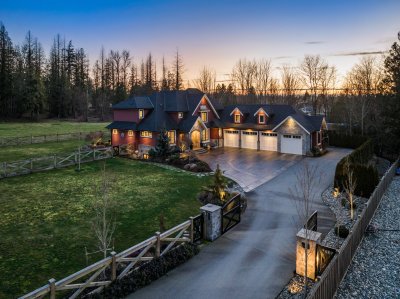 Virtual tour for Robles Real Estate Group