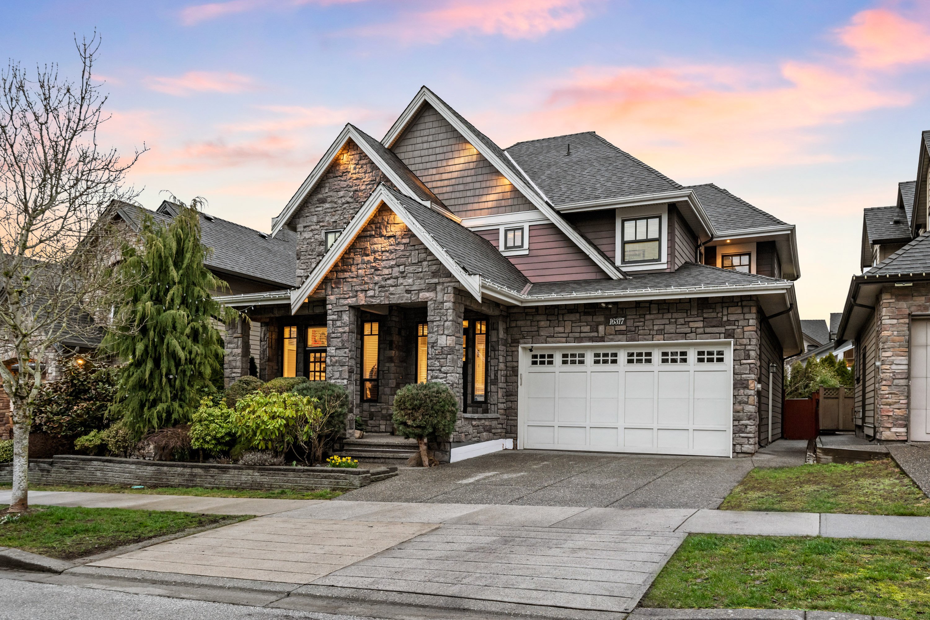 16317 25 Avenue, Surrey