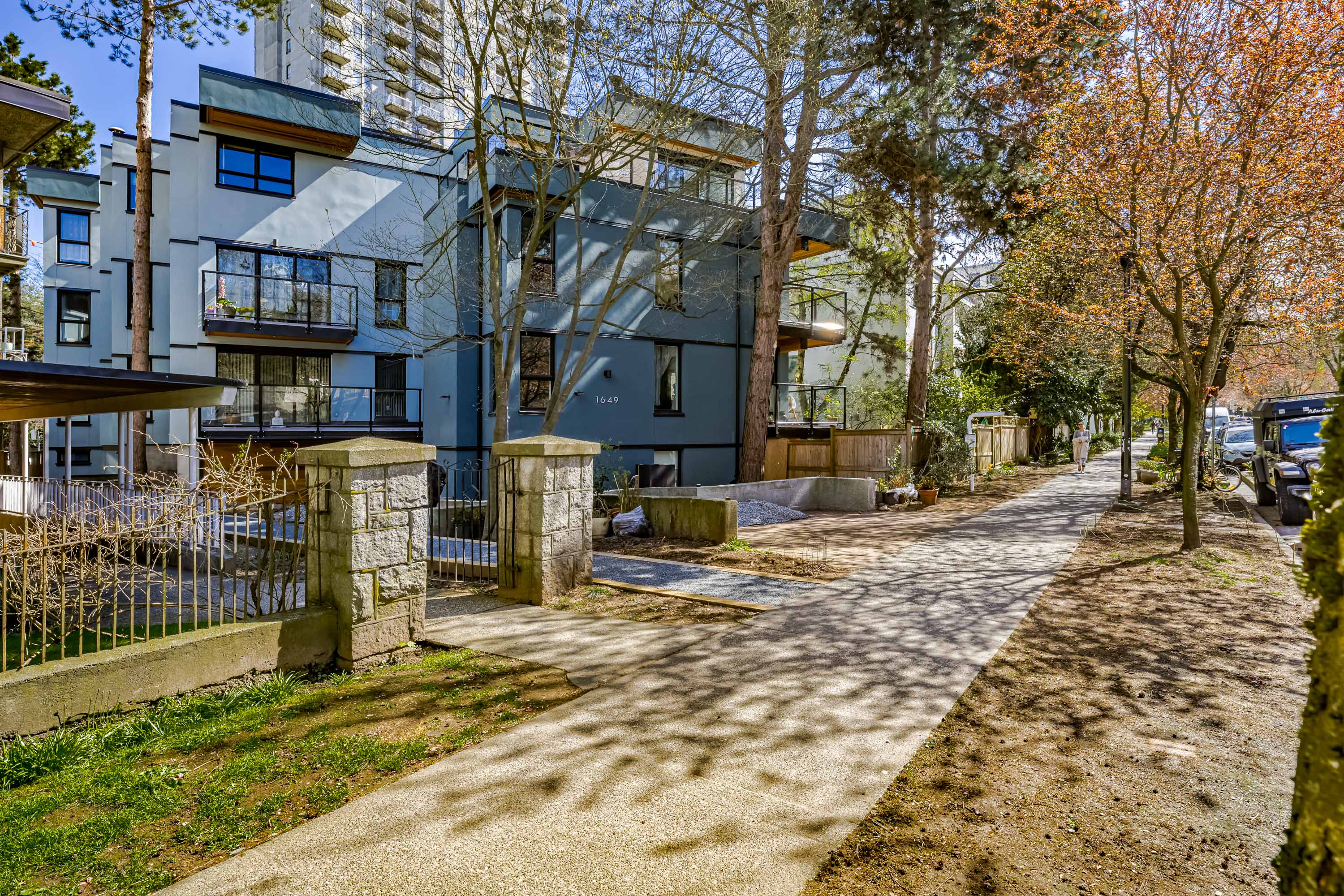 303 - 1649 Comox Street, Vancouver