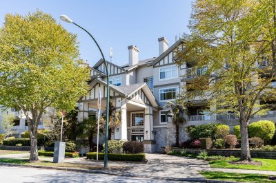 Virtual tour for Jacquie Friesen and Kurt Friesen