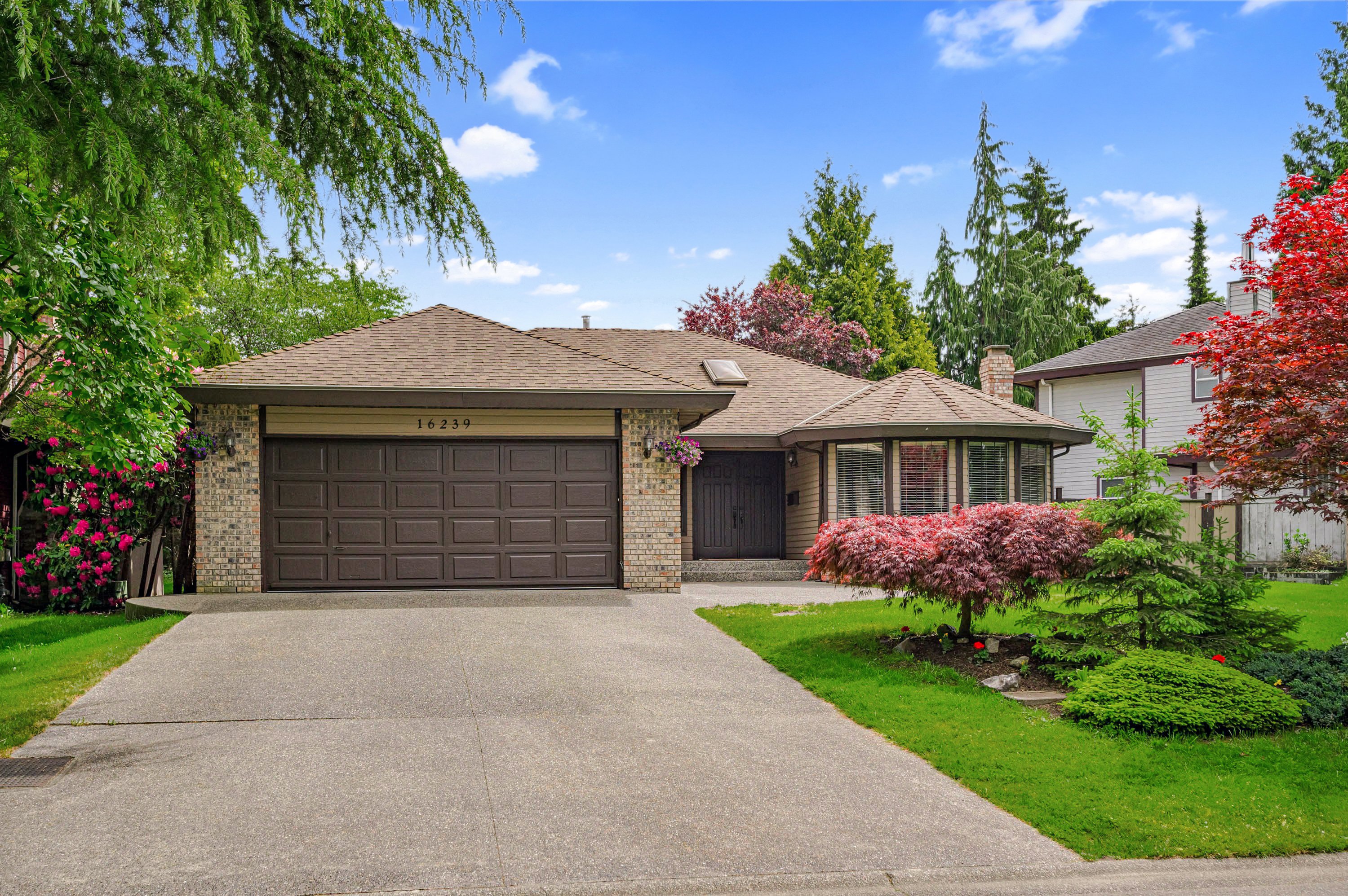 16239 Southglen Place, Surrey