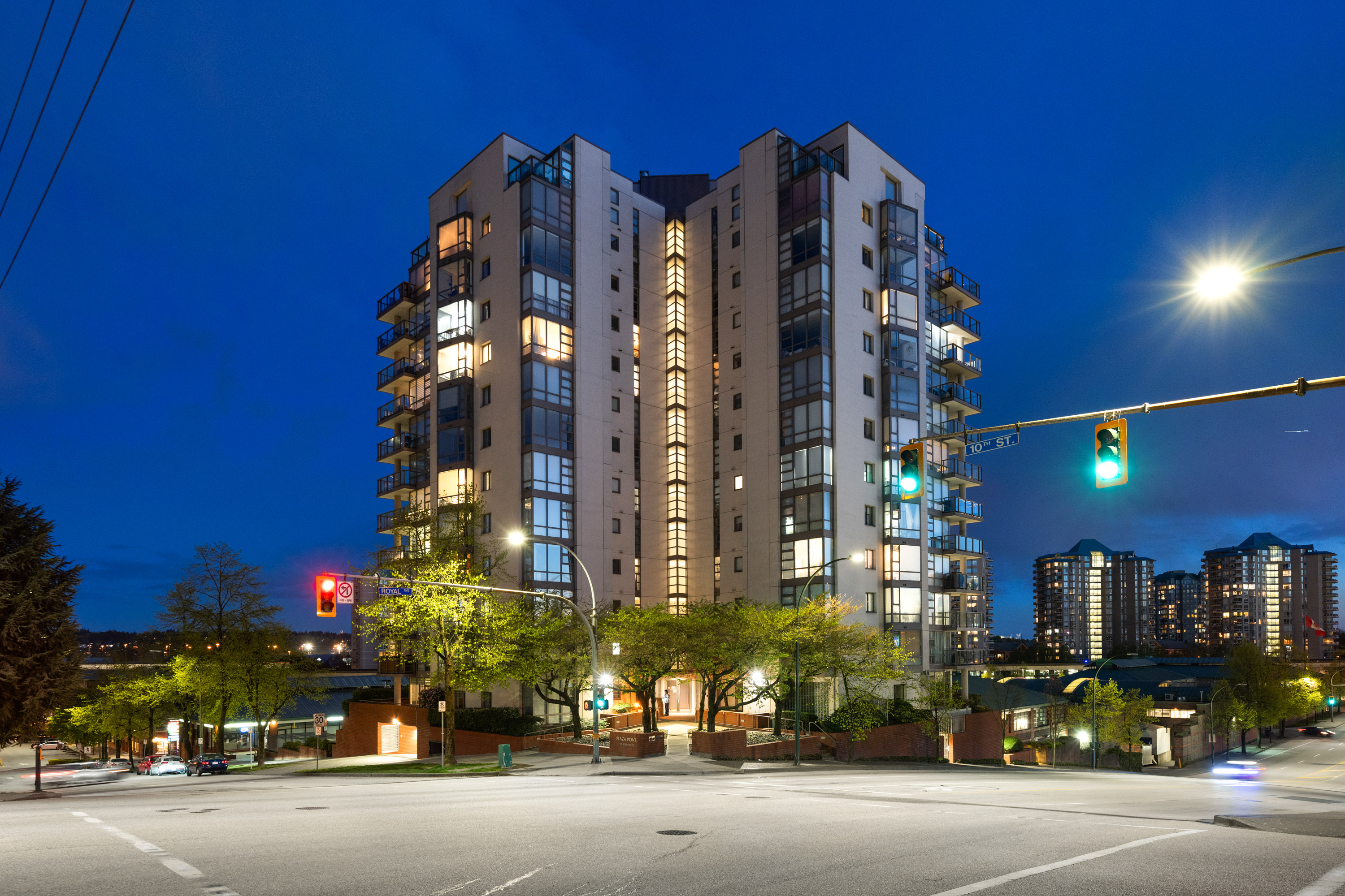 PH2 - 98 Tenth Street, New Westminster
