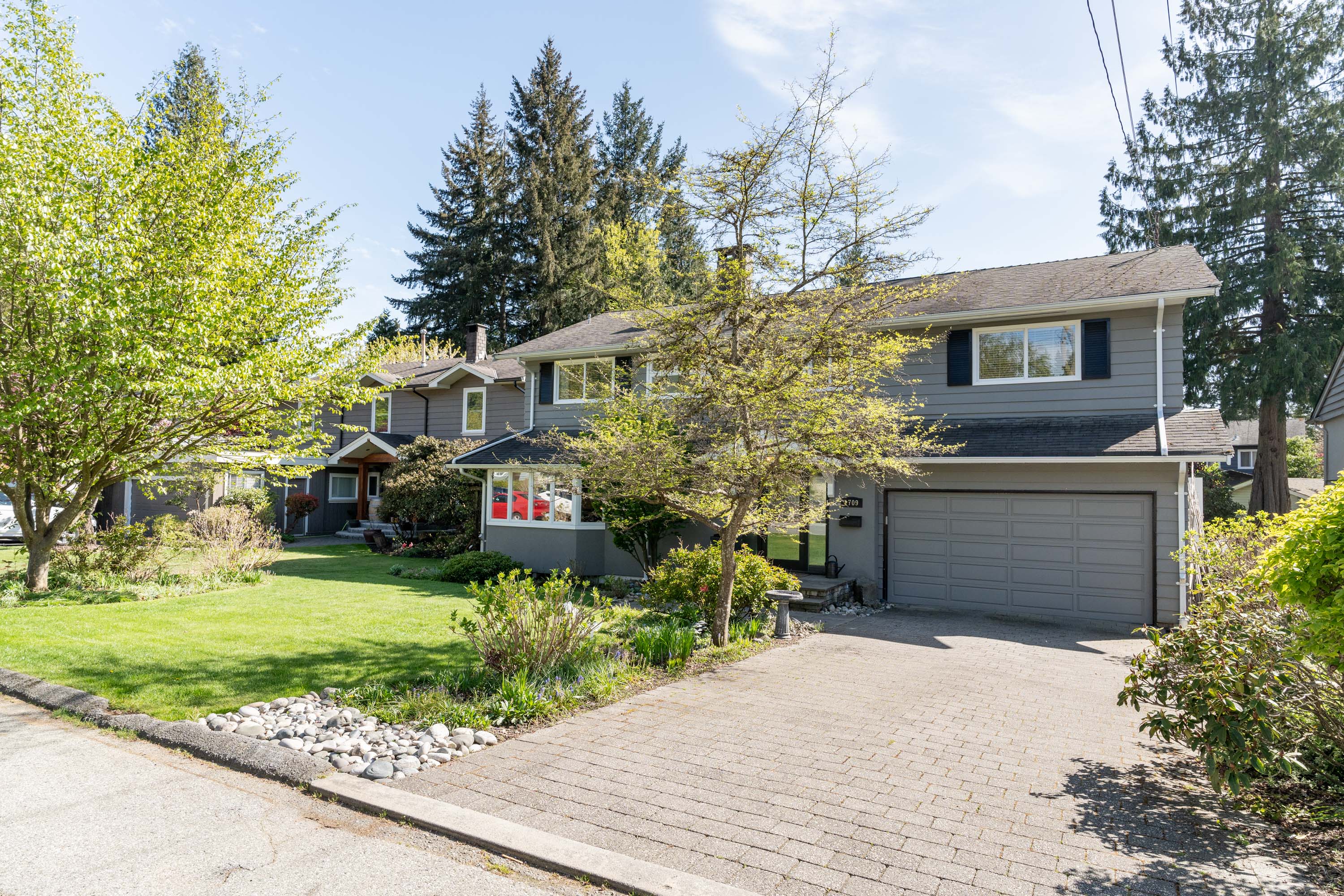 1709 Torquay Avenue, North Vancouver