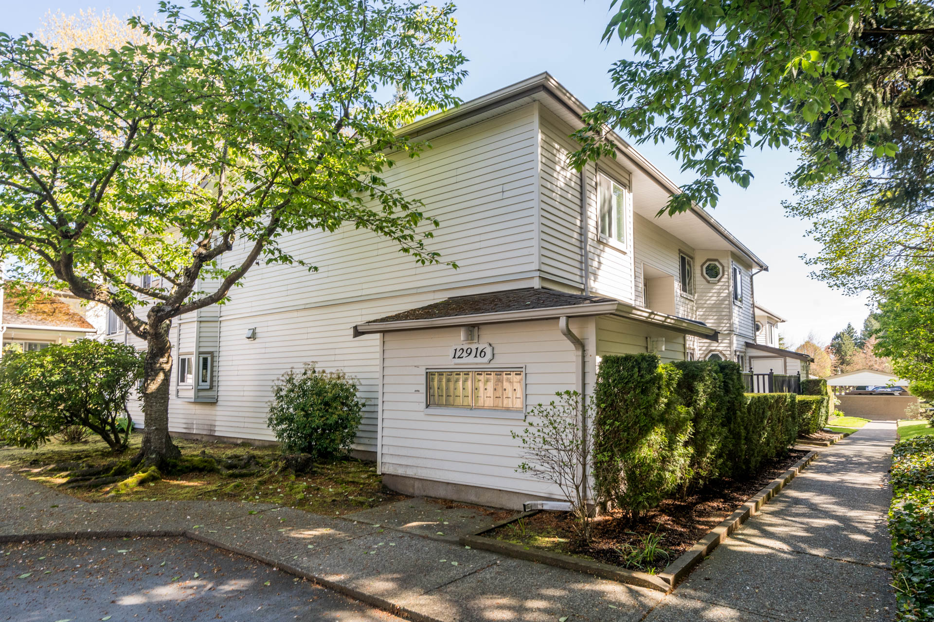 4 - 12916 17 Avenue, South Surrey