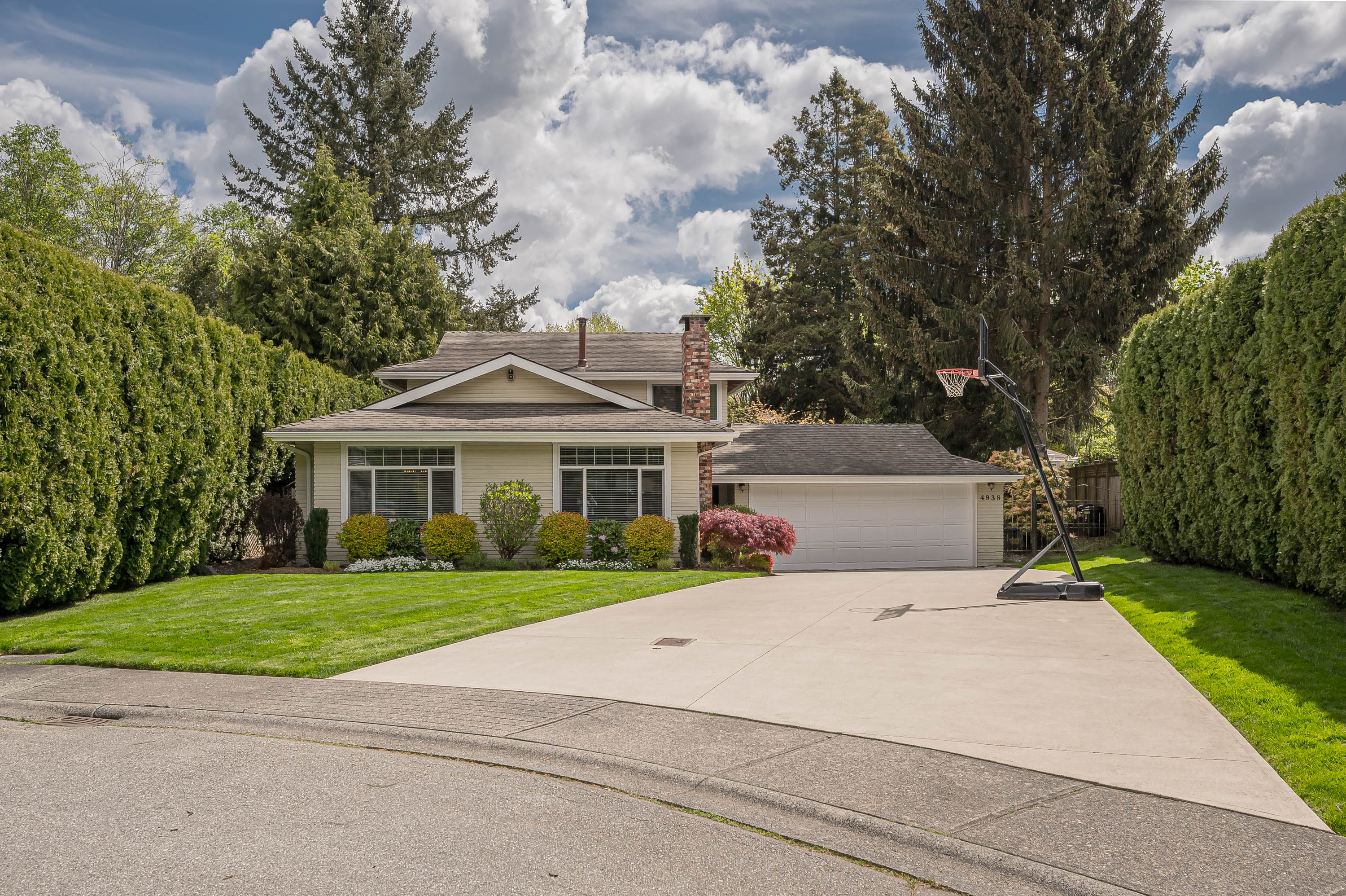 4938 198B Street, Langley