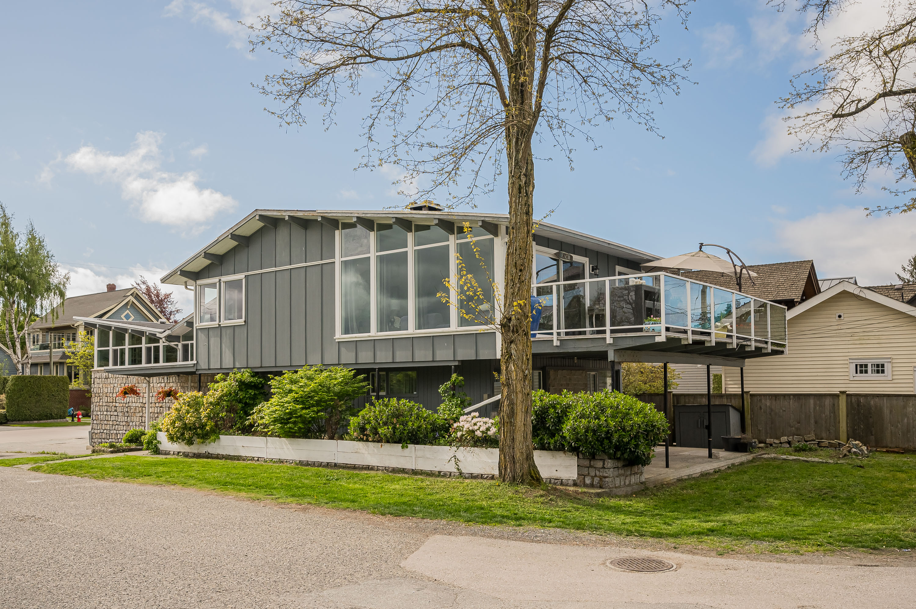 3099 McBride Avenue, Surrey