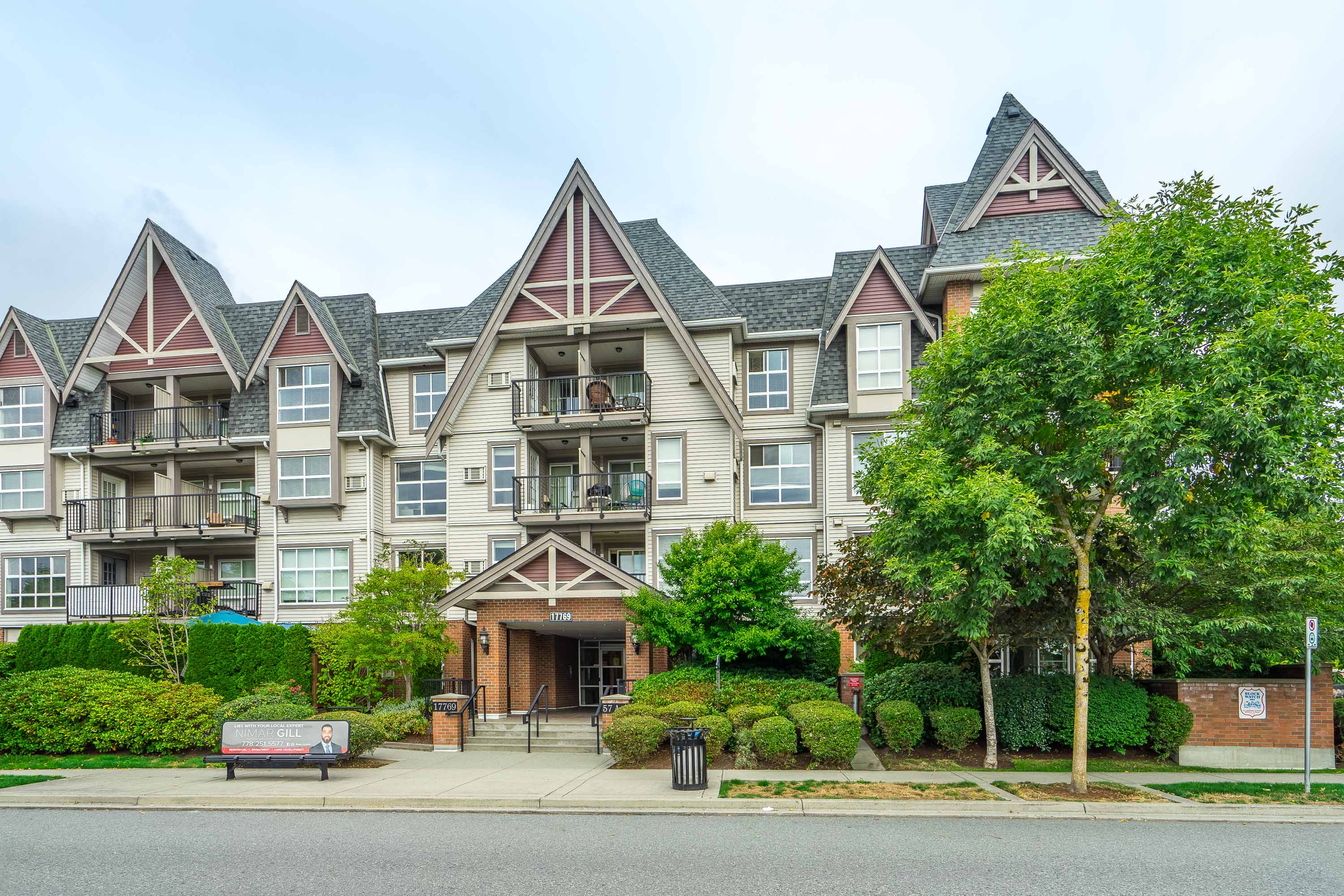 413 - 17769 57 Avenue, Surrey