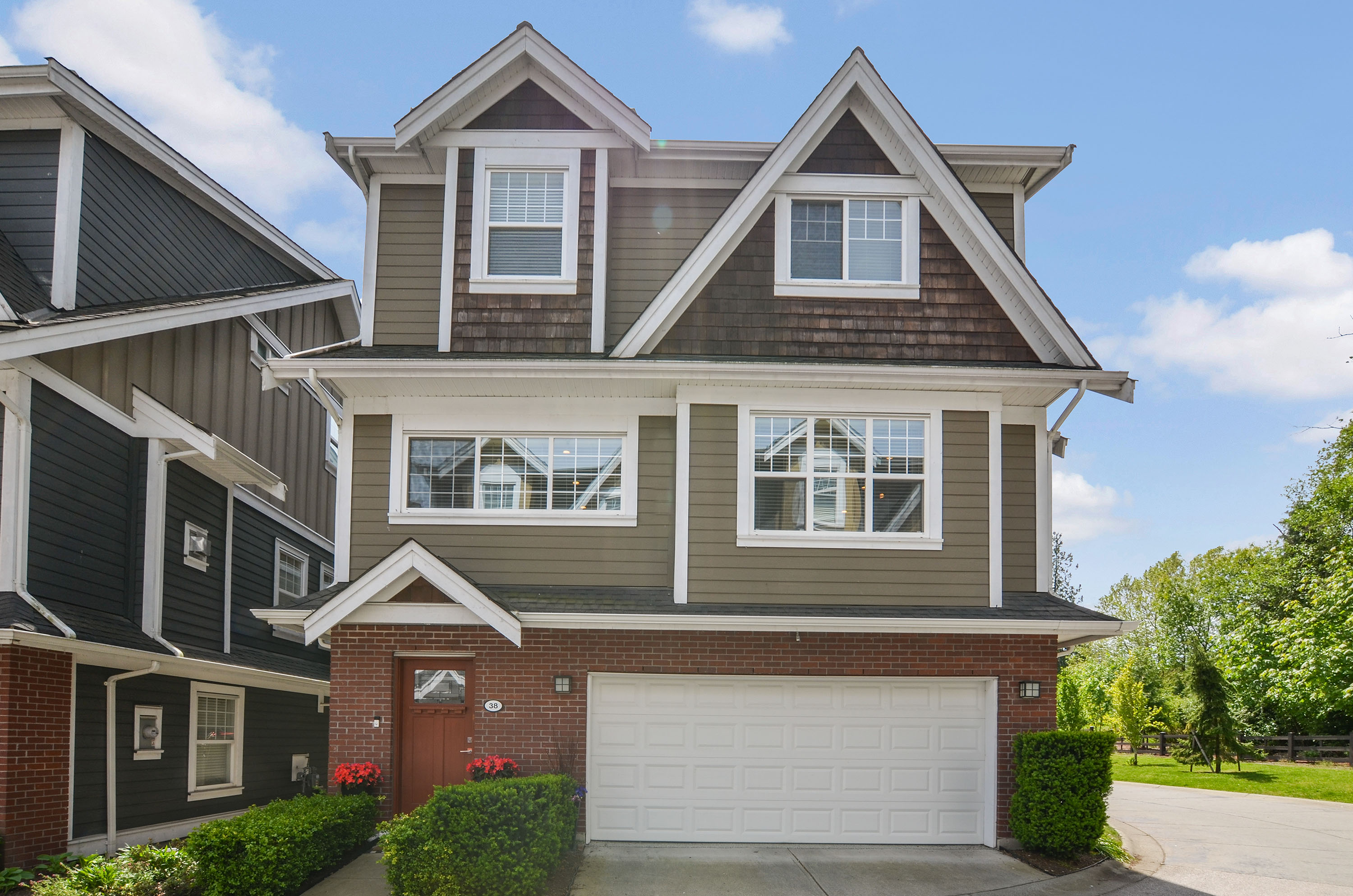 38 - 15988 32 Avenue, Surrey