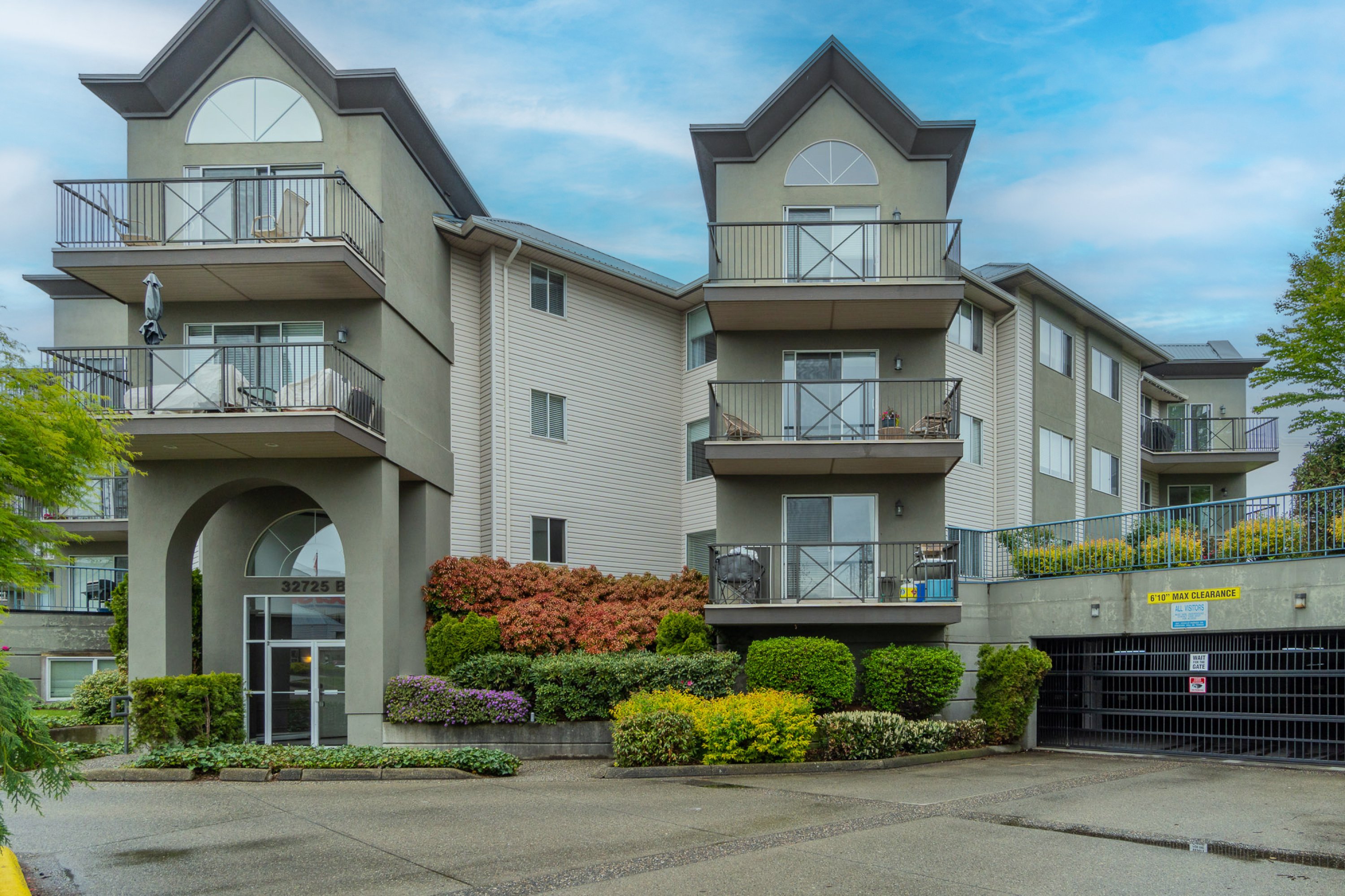215 - 32725 George Ferguson Way, Abbotsford