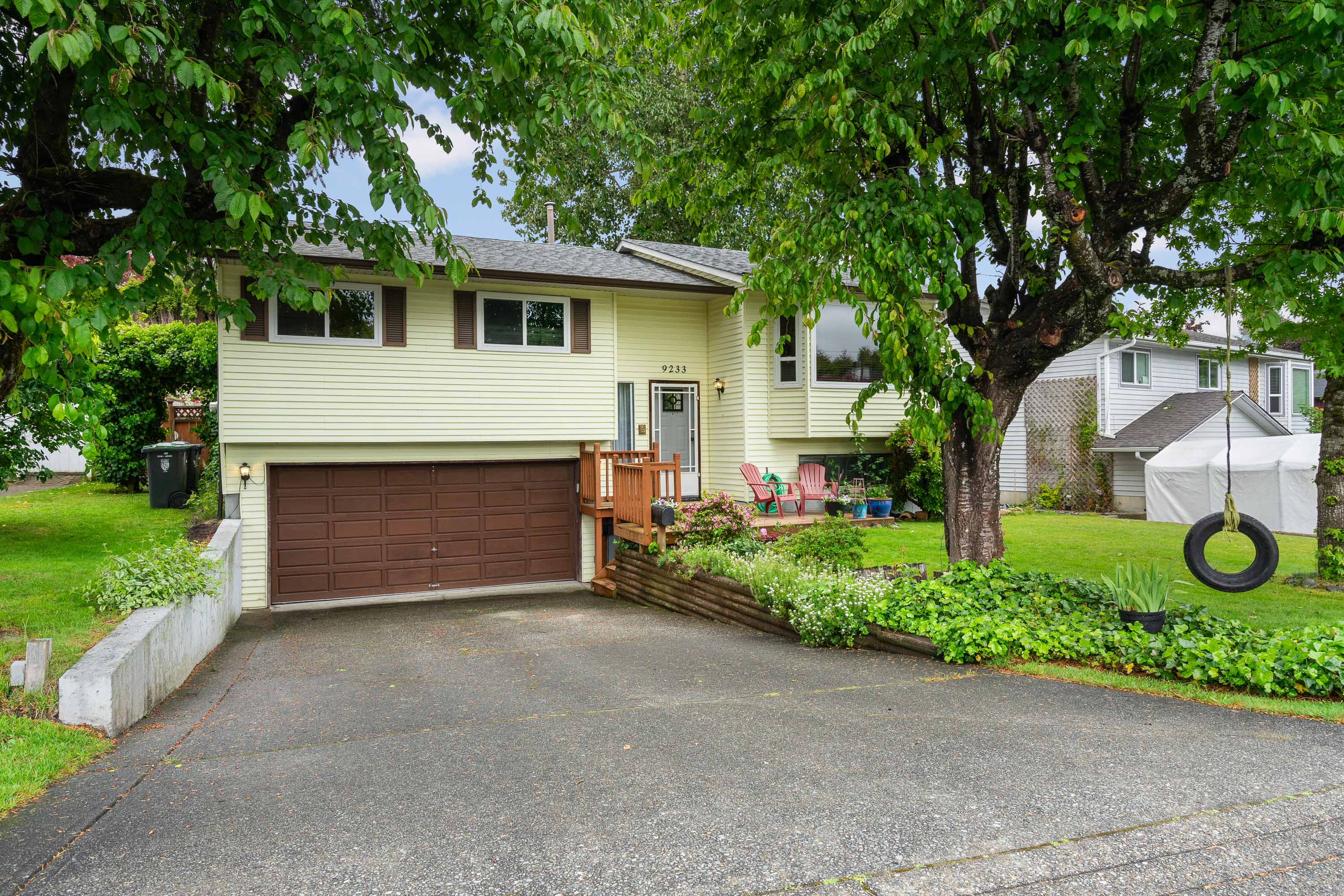 9233 213 Street, Langley