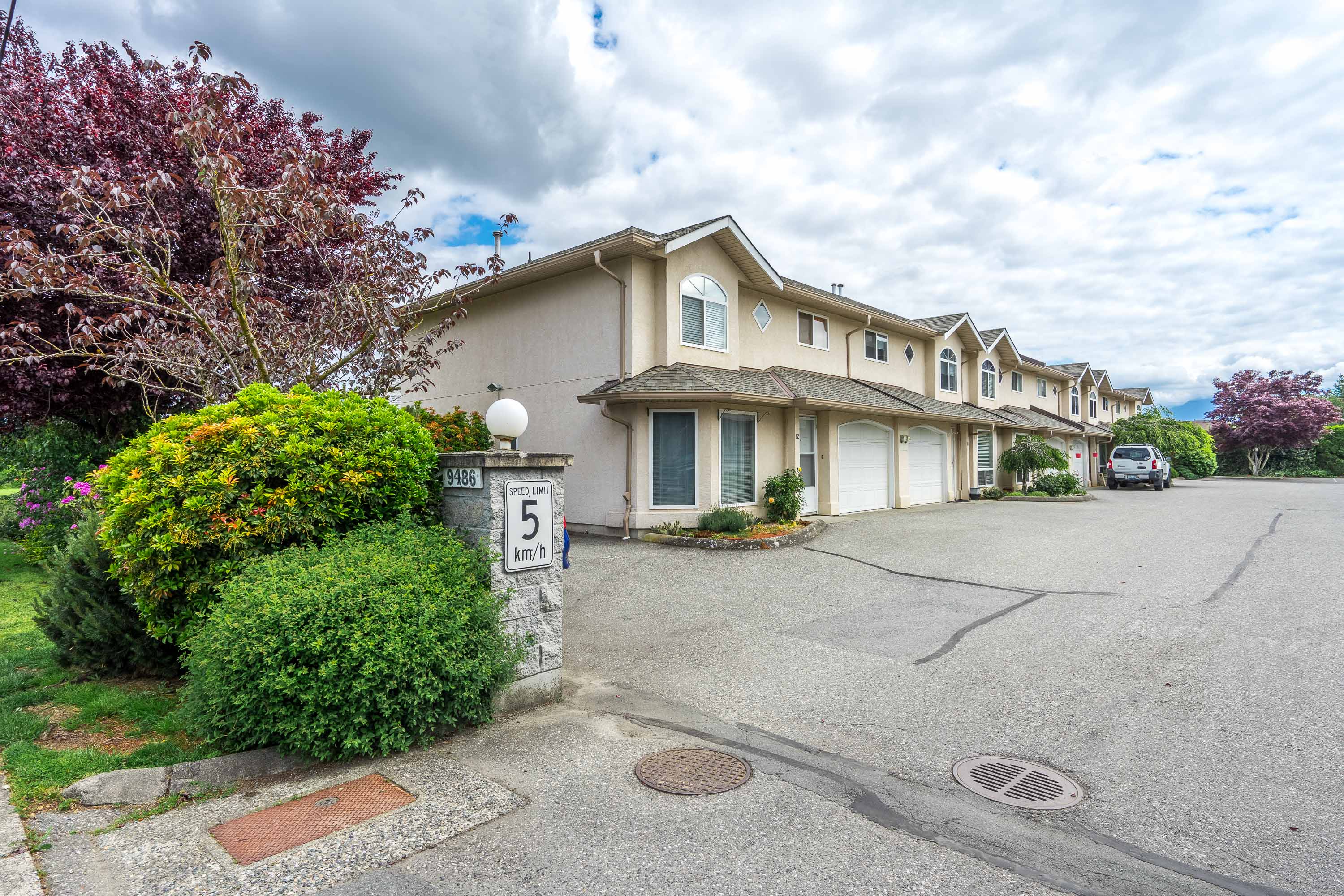 11 - 9486 Woodbine Street, Chilliwack