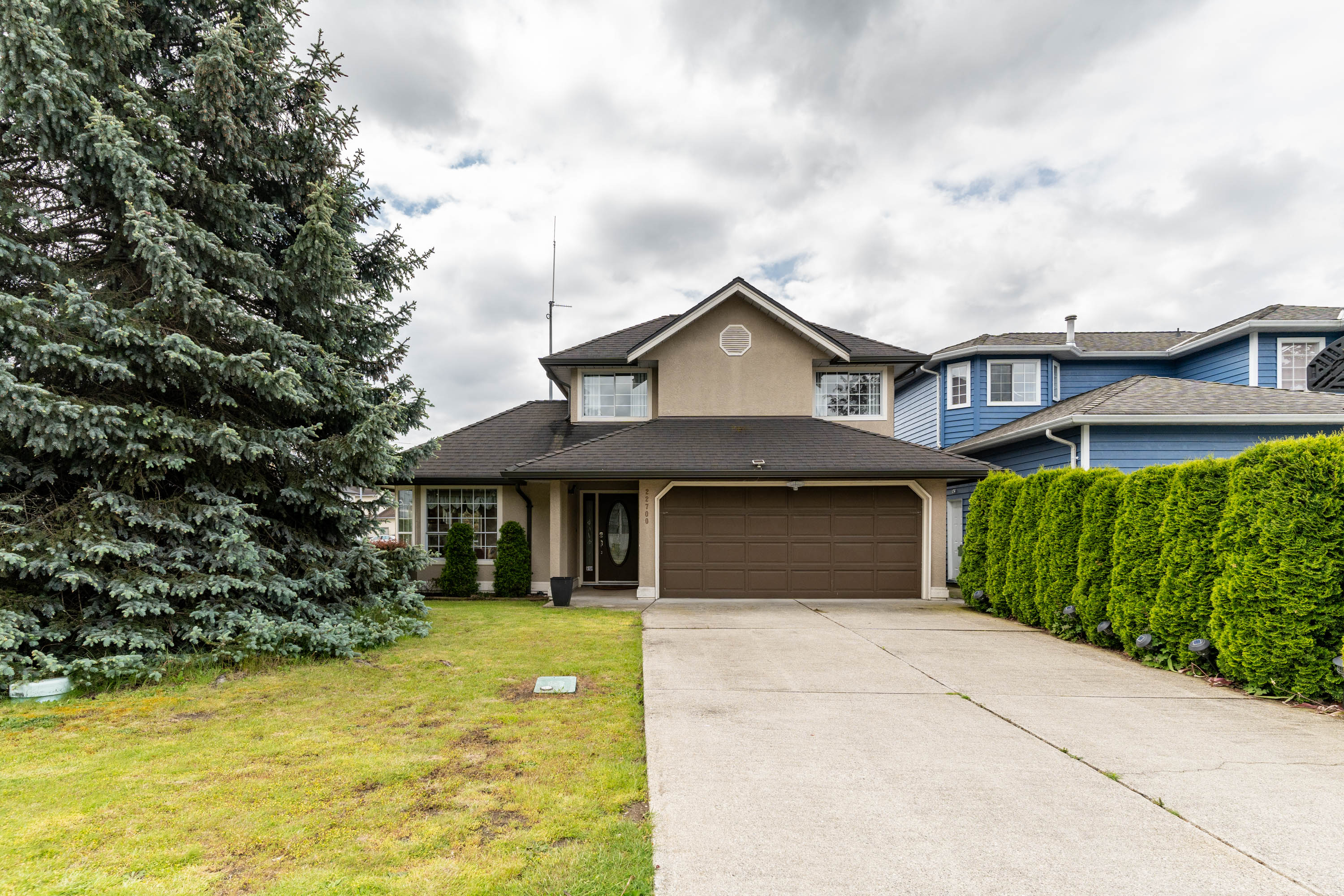22700 Fraserbank Crescent, Richmond