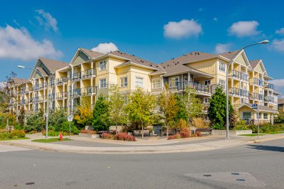 Virtual tour for Klassen Real Estate Group