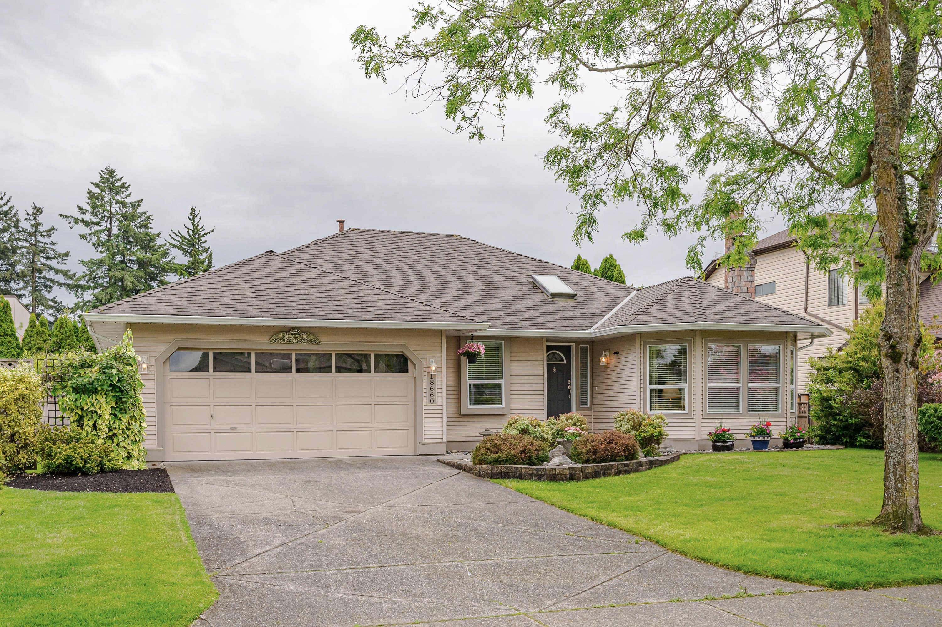 18660 60A Avenue, Surrey