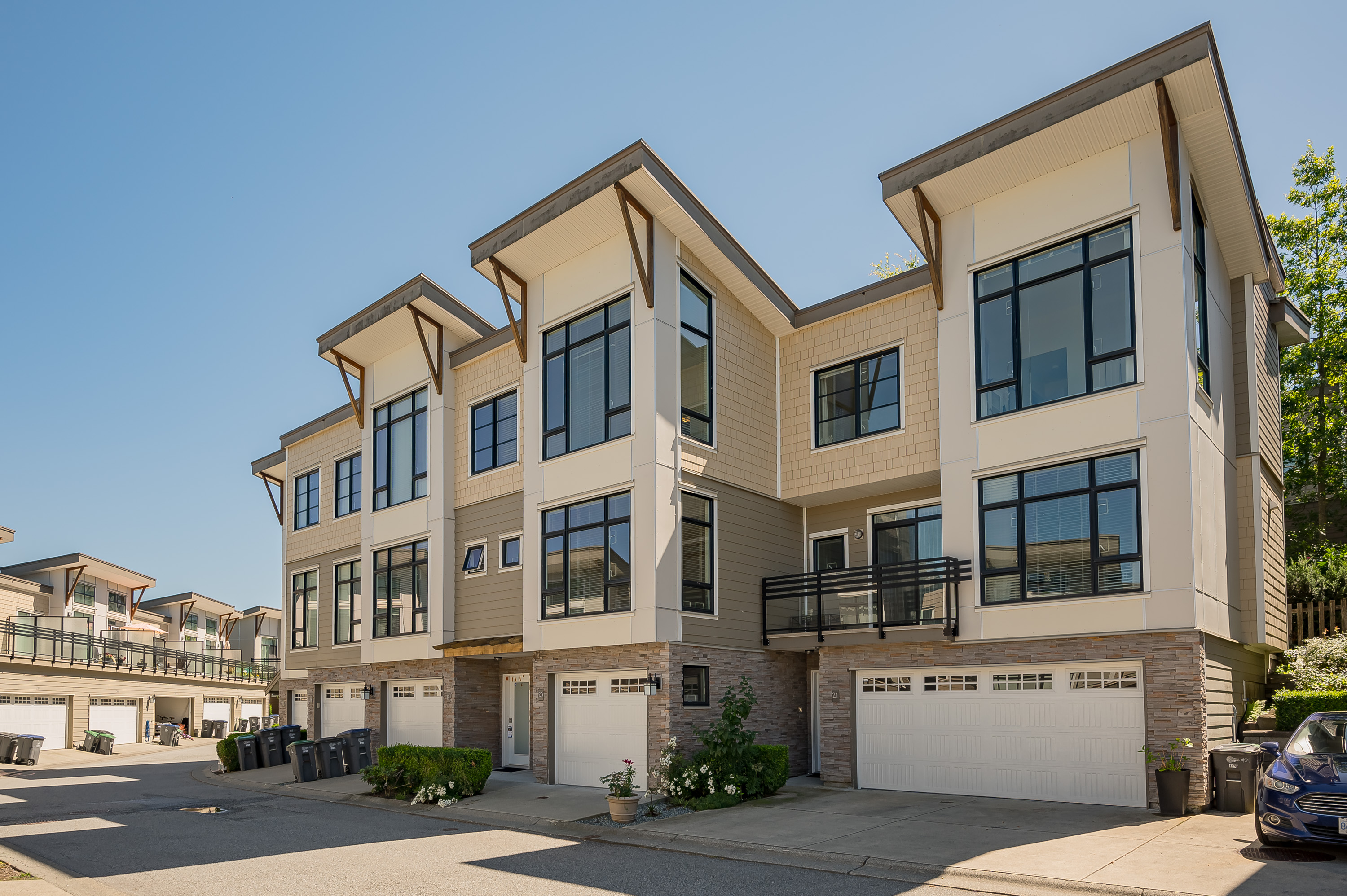 20 - 9989 Barnston Drive East, Surrey