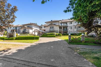 Virtual tour for Robles Real Estate Group