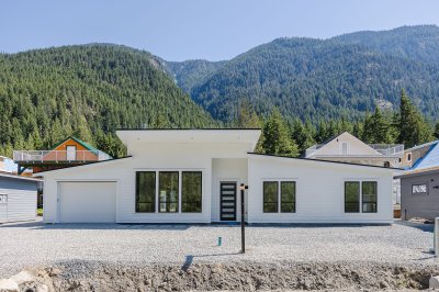 Virtual tour for Elizabeth Stolzenberg