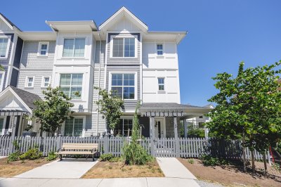Virtual tour for Robles Real Estate Group