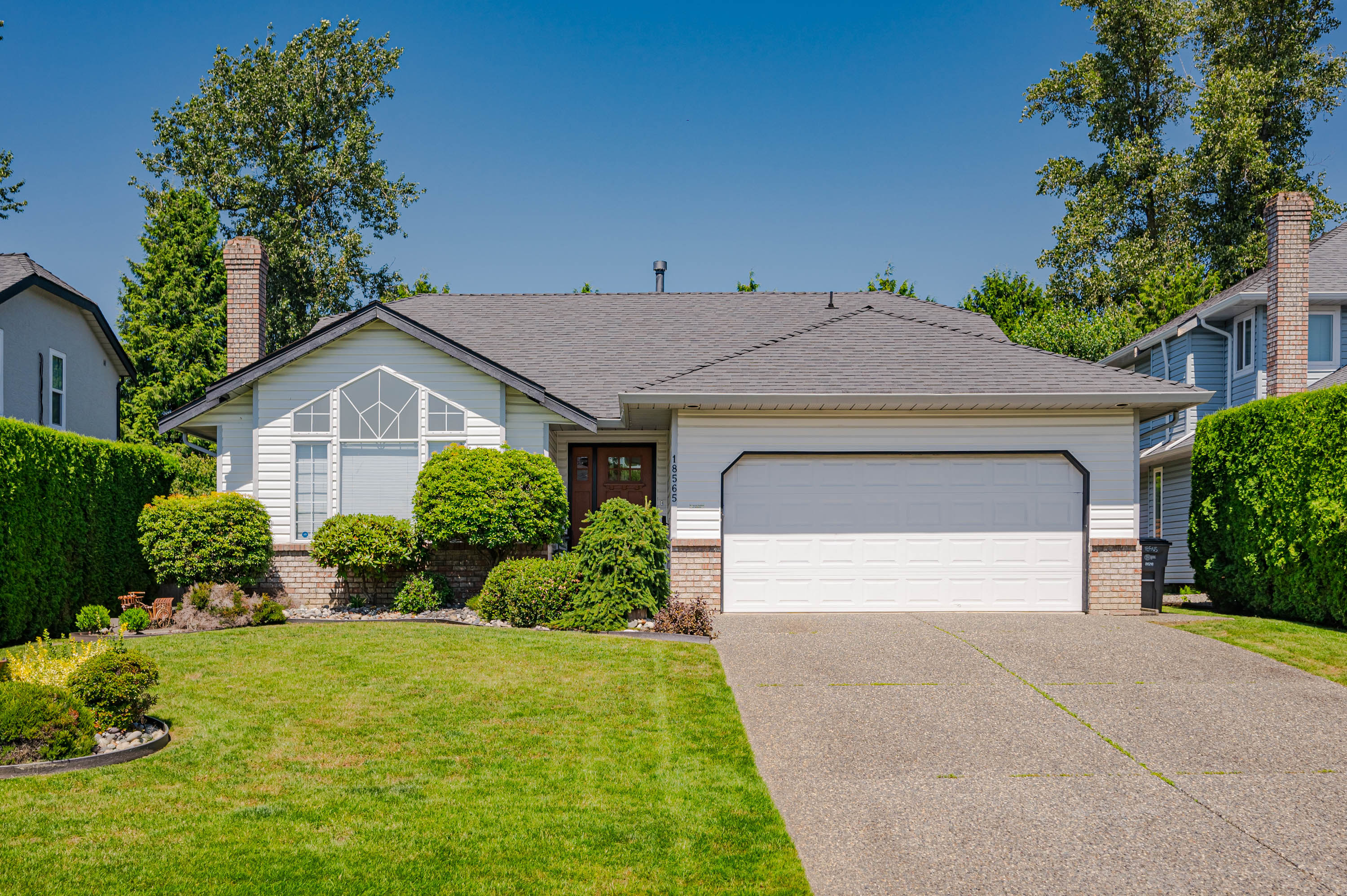 18565 62 Avenue, Surrey