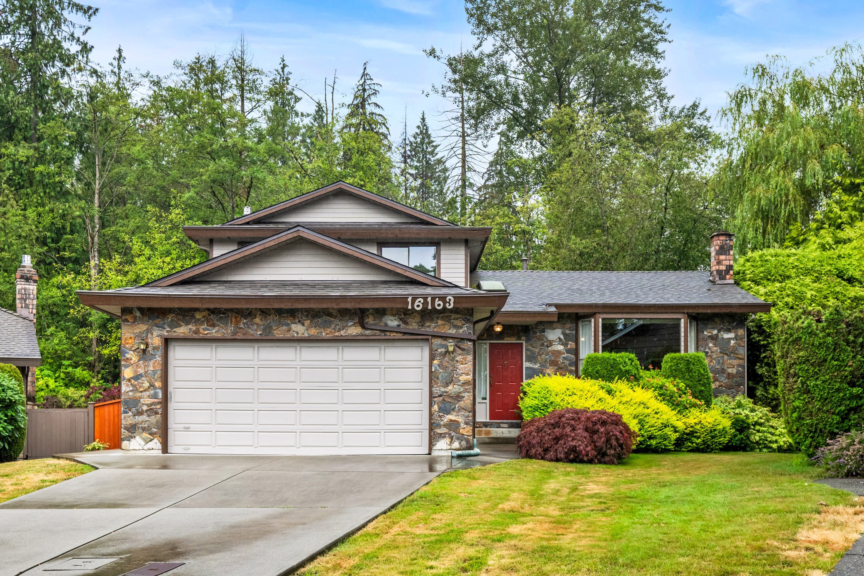 16163 Springside Court, Surrey