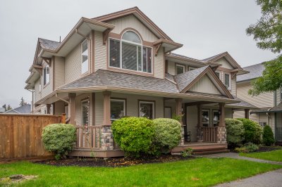 Virtual tour for Jacquie Friesen and Kurt Friesen