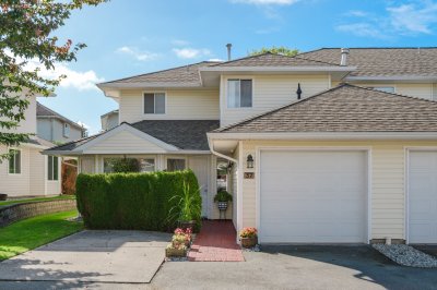 Virtual tour for Klassen Real Estate Group