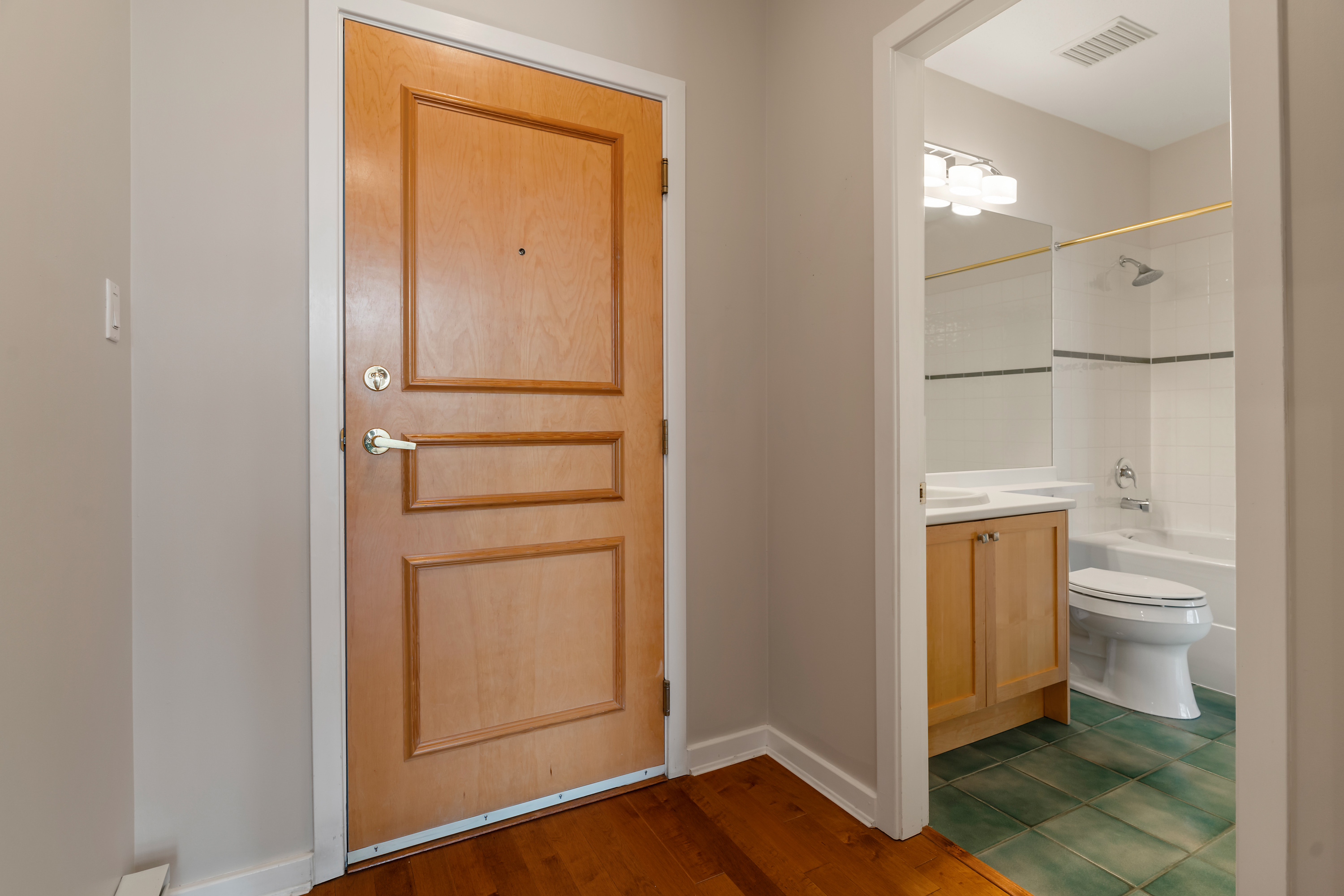 408 - 2020 East Kent Avenue South, Vancouver