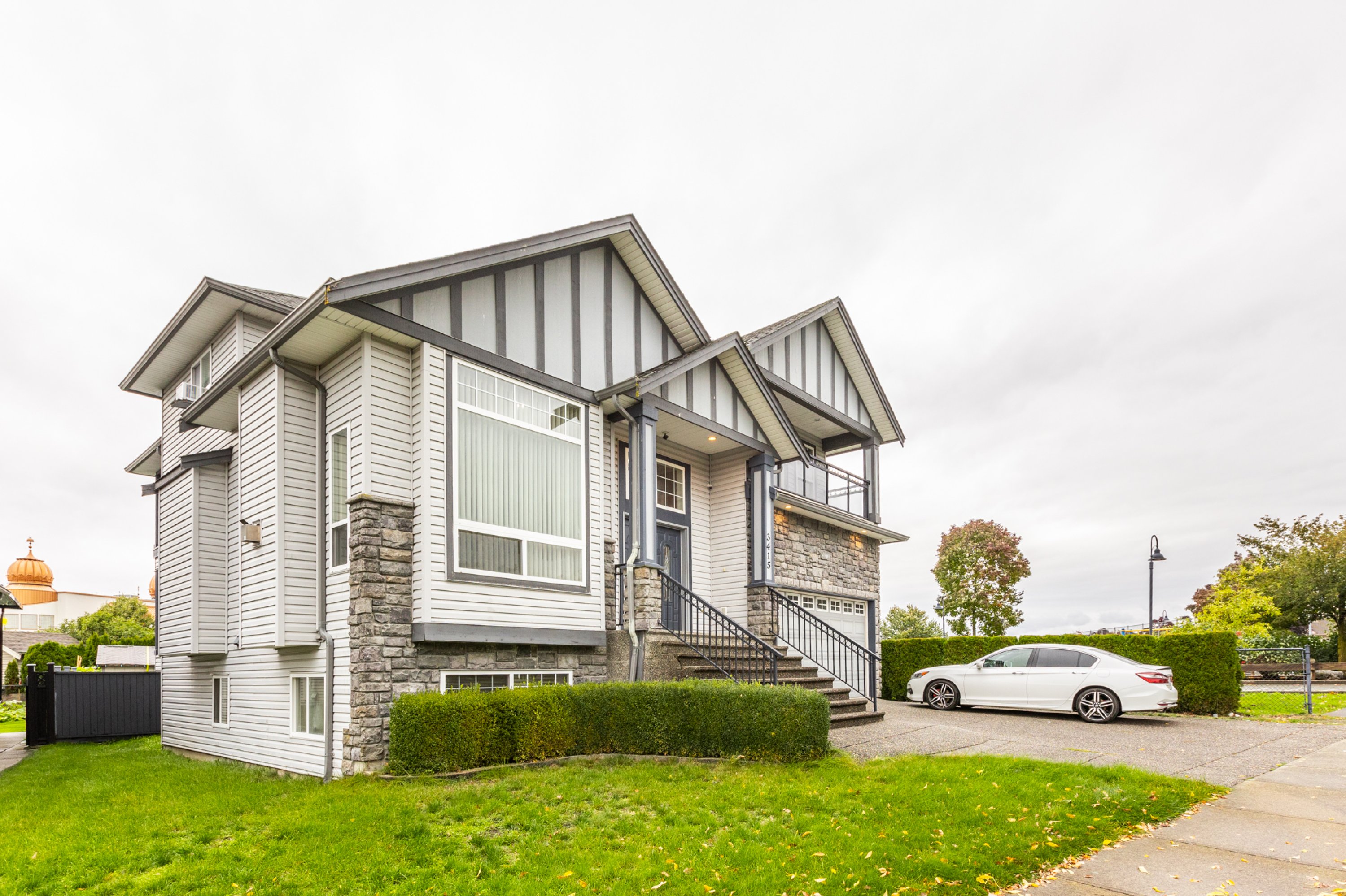 3415 Nightingale Drive, Abbotsford
