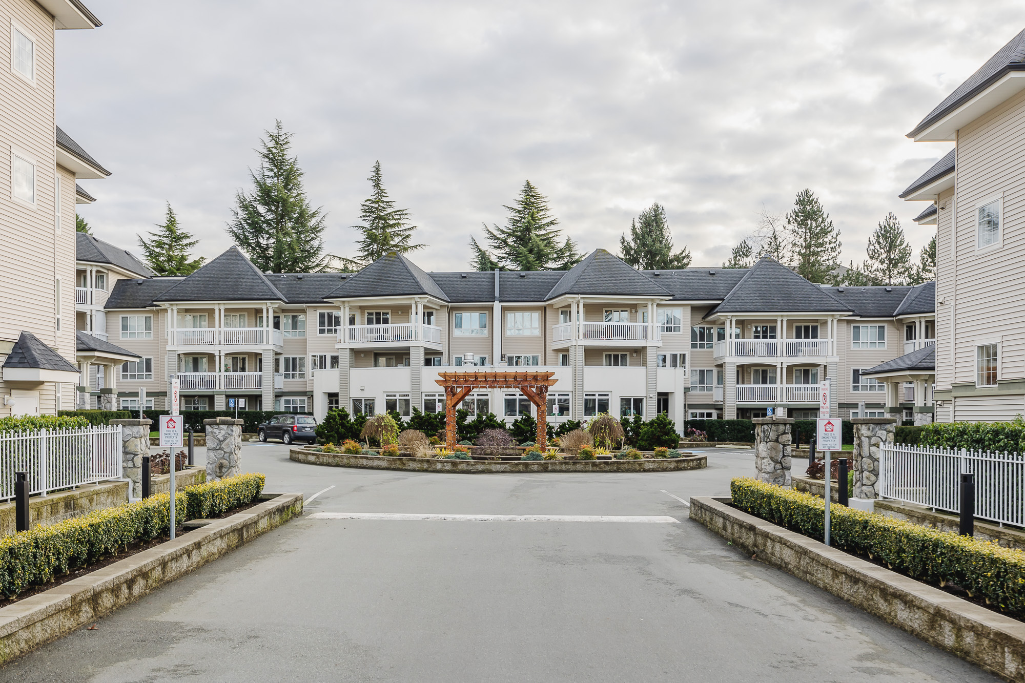 411 - 22022 49 Avenue, Langley