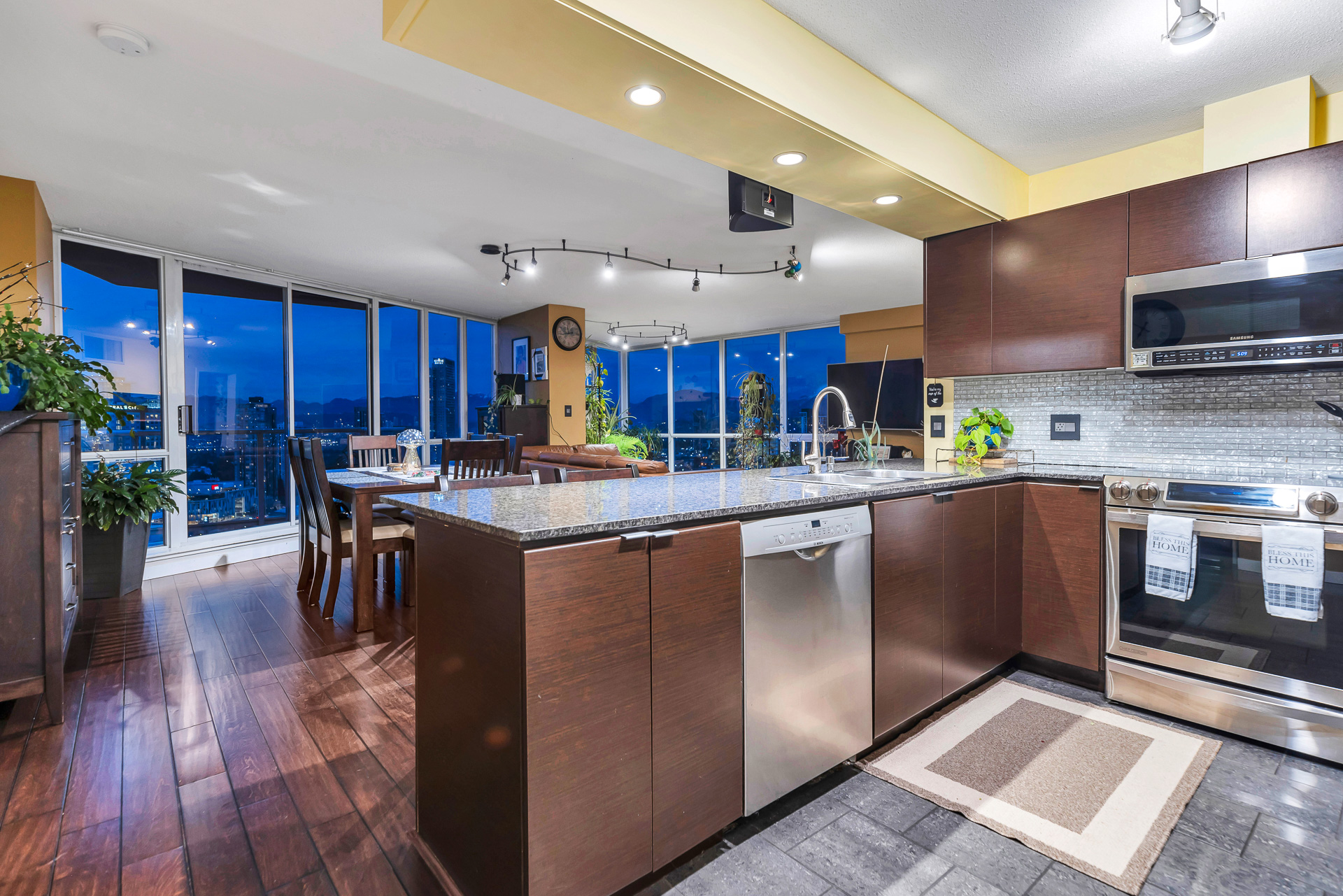 3502 - 13618 100 Avenue, Surrey