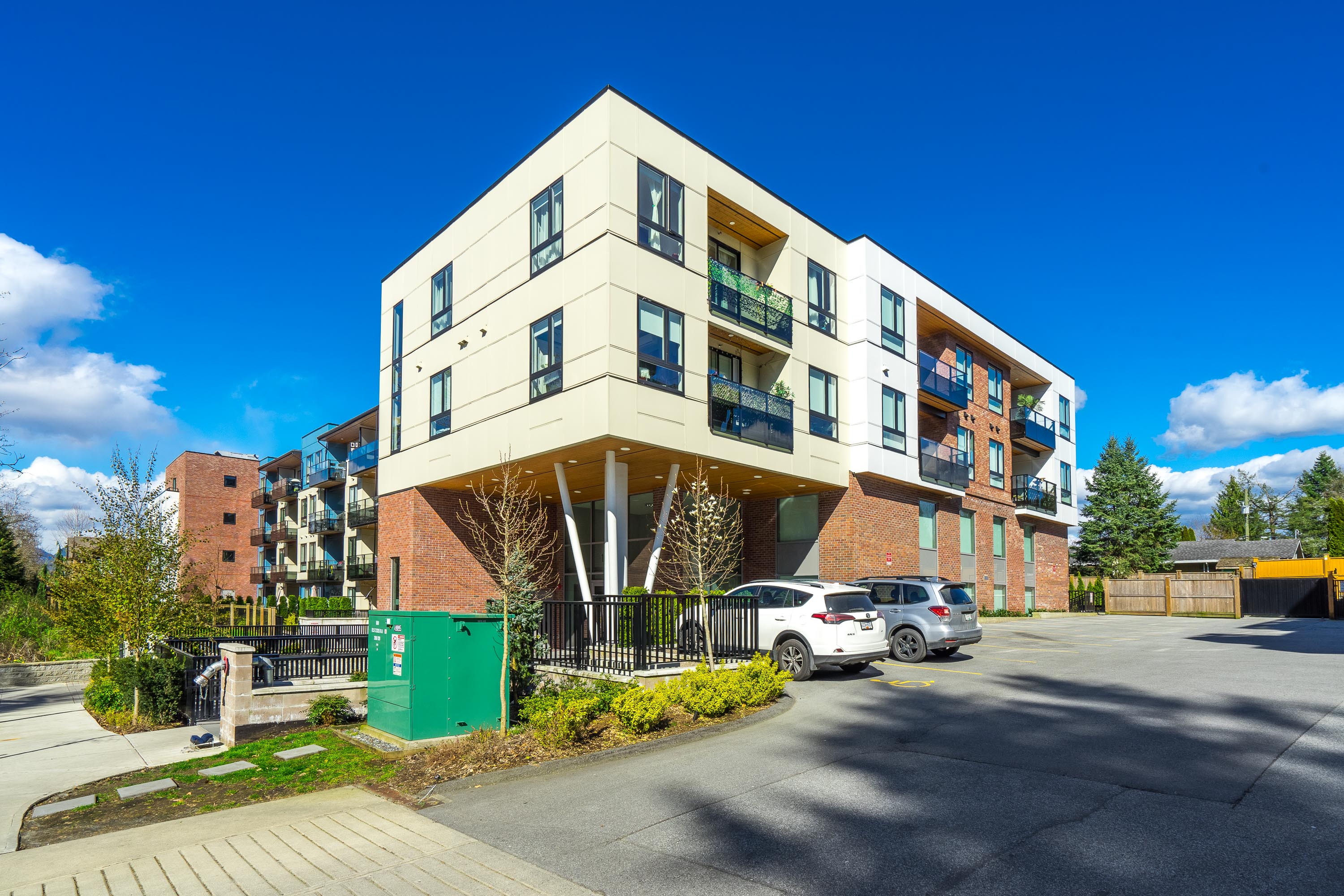 211 - 12320 222 Street, Maple Ridge