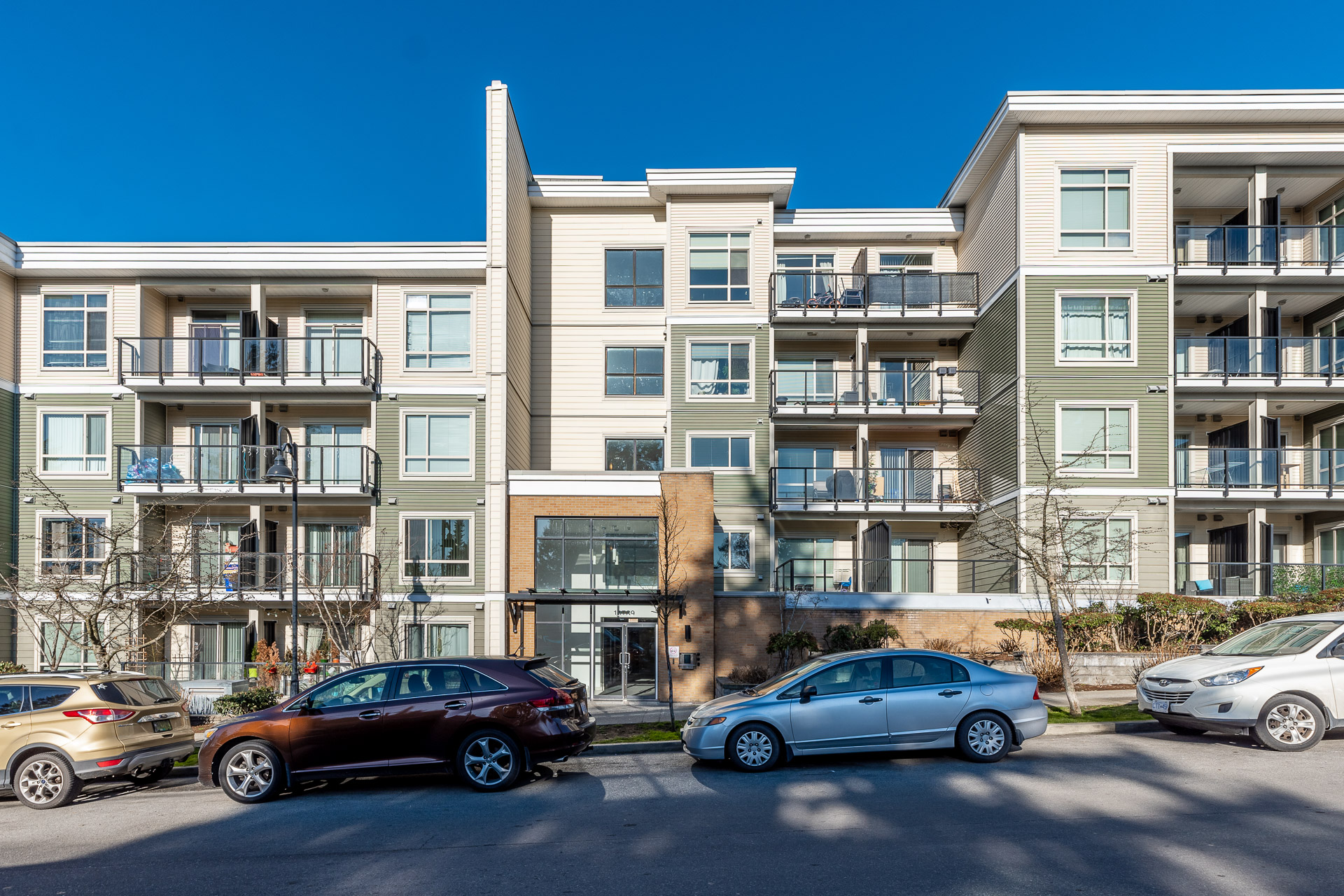 323 13789 107A Avenue, Surrey