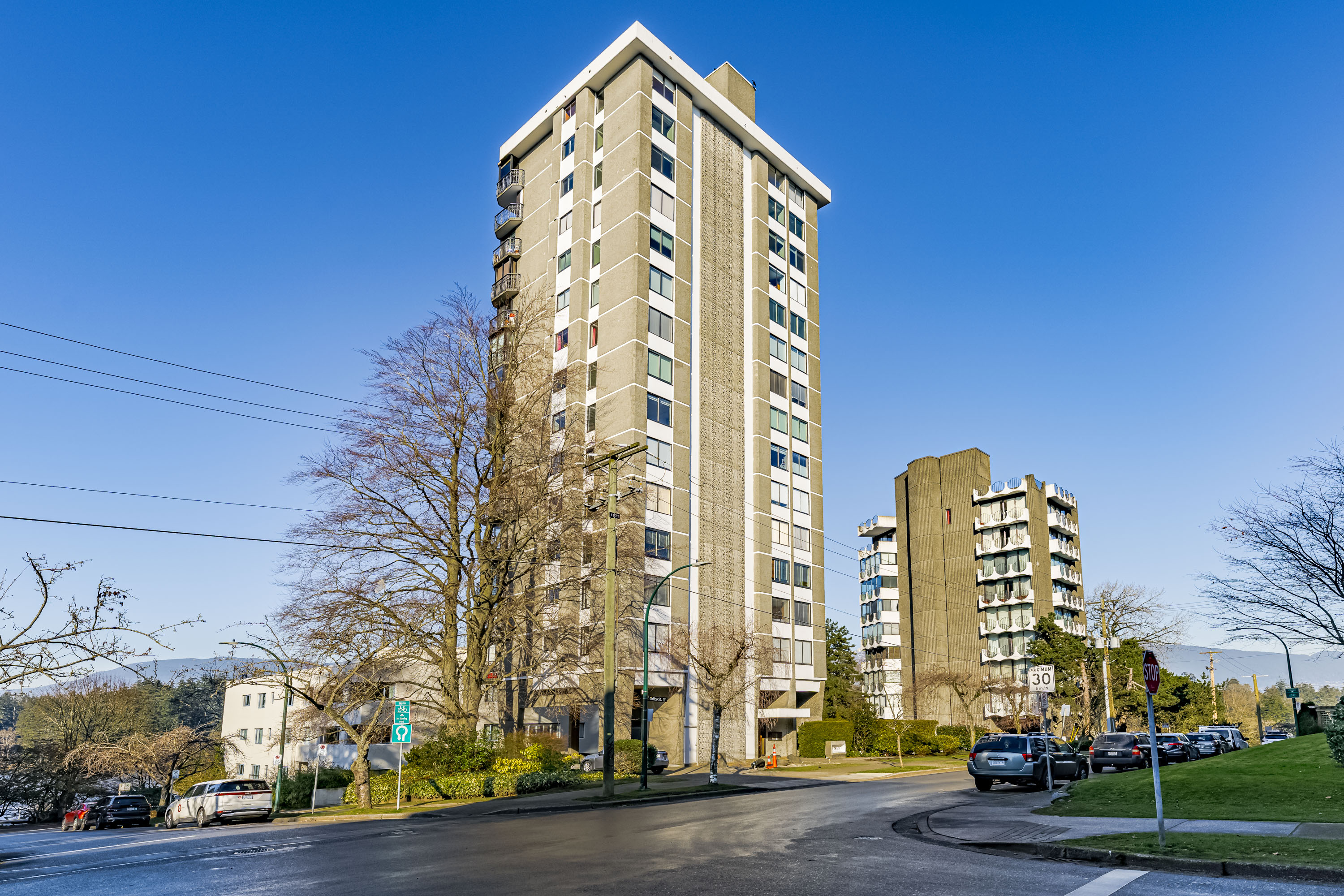 1001 - 845 Chilco Street, Vancouver